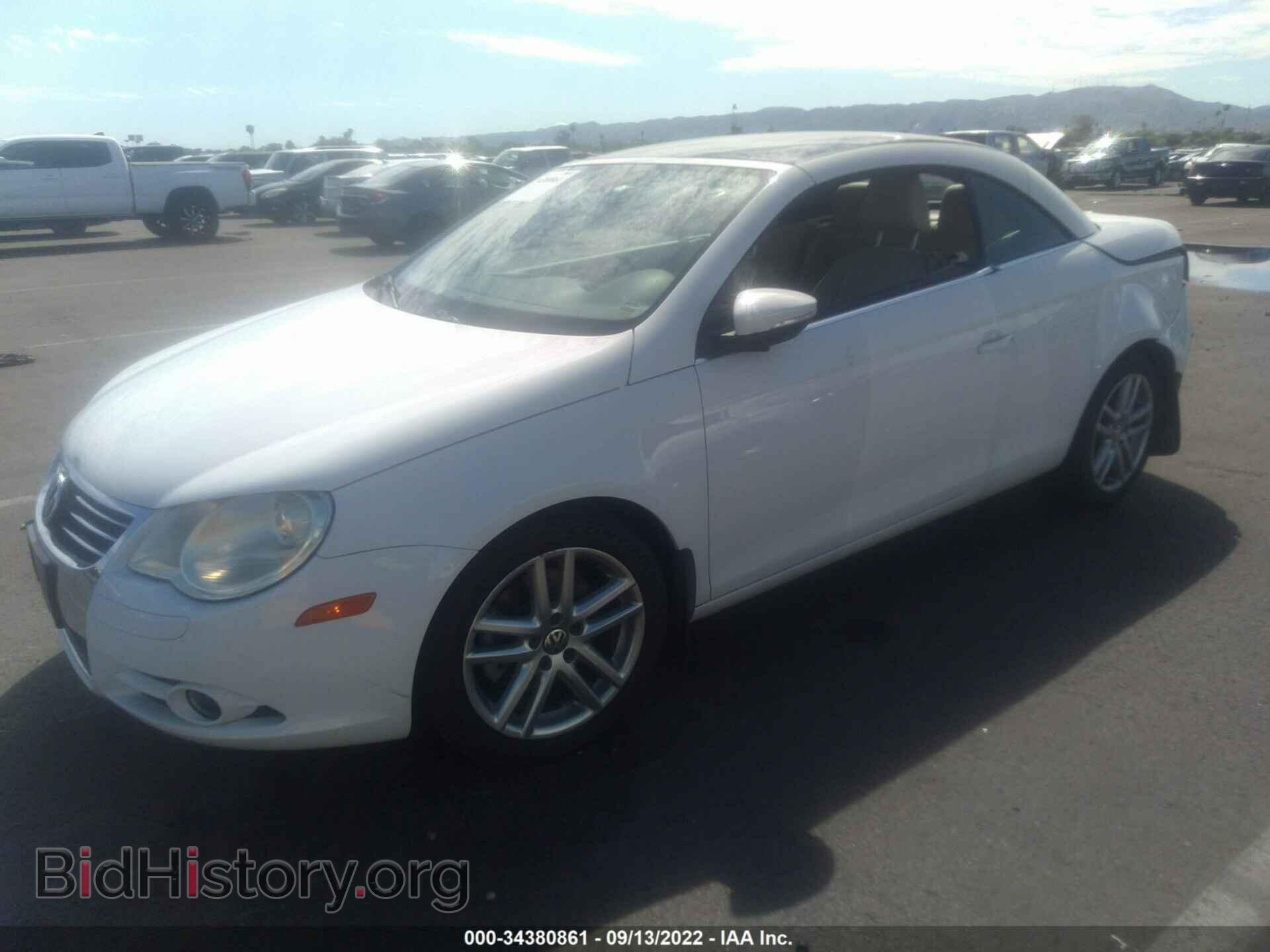 2010 VOLKSWAGEN EOS - VIN: WVWFA7AH9AV009336 - Фото 2