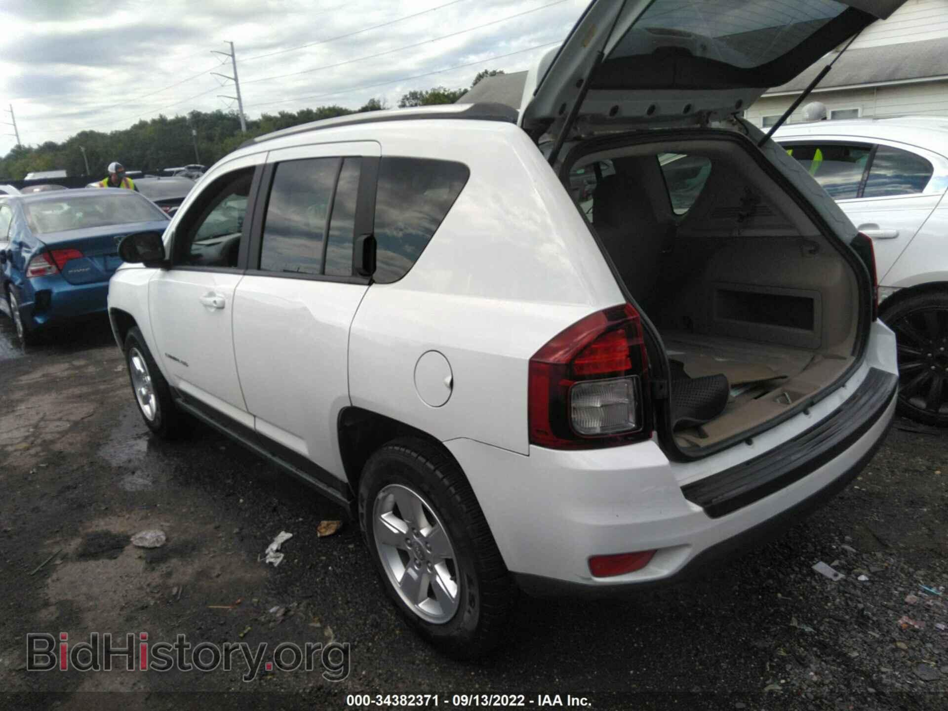 2014 JEEP COMPASS - VIN: 1C4NJCBA0ED720327 - Фото 3