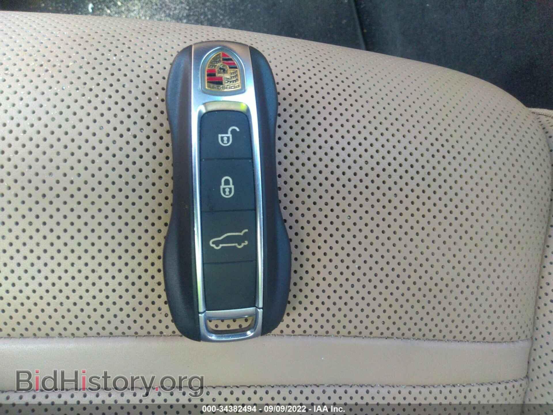 2019 PORSCHE CAYENNE - VIN: WP1AA2AY2KDA08175 - Photo 11