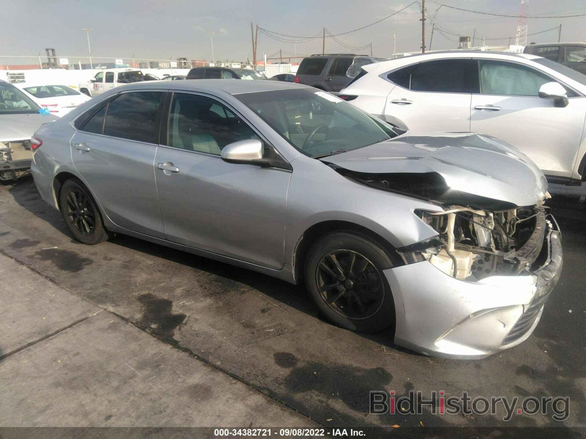 Photo 4T4BF1FK4GR528781 - TOYOTA CAMRY 2016