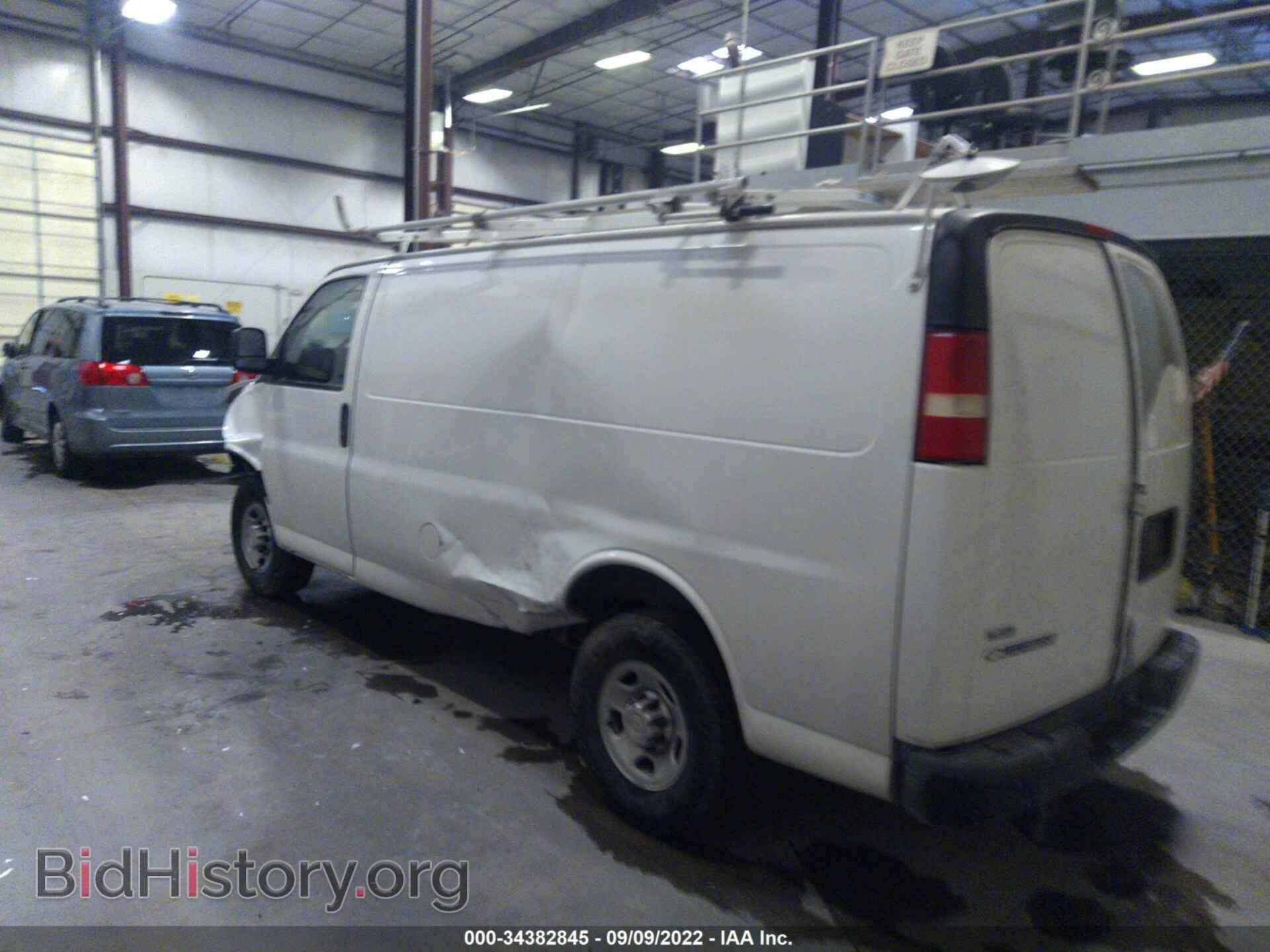 2010 CHEVROLET EXPRESS CARGO VAN - VIN: 1GCZGFBA5A1154128 - Фото 3