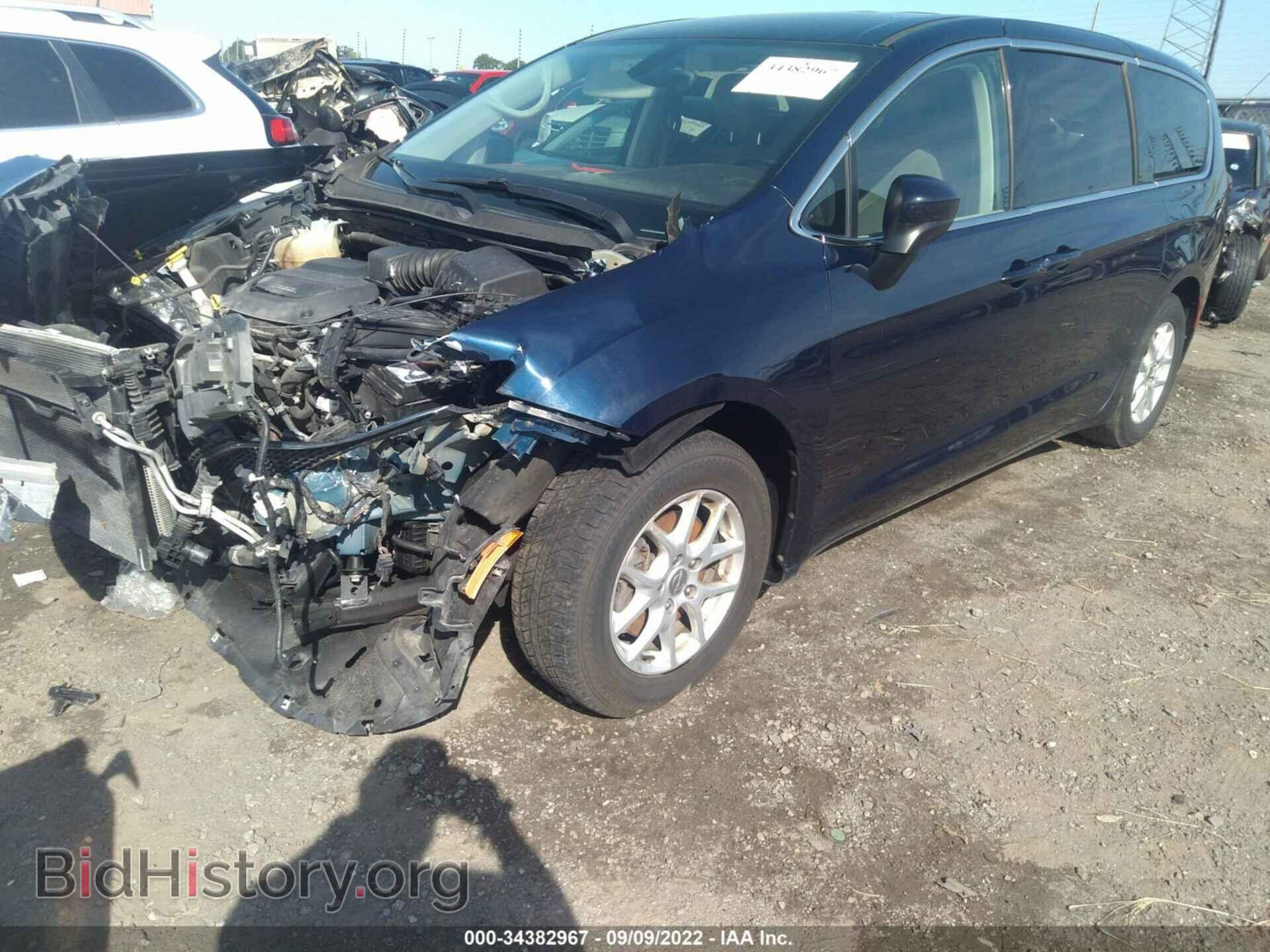 2017 CHRYSLER PACIFICA - VIN: 2C4RC1DG3HR784767 - Photo 2