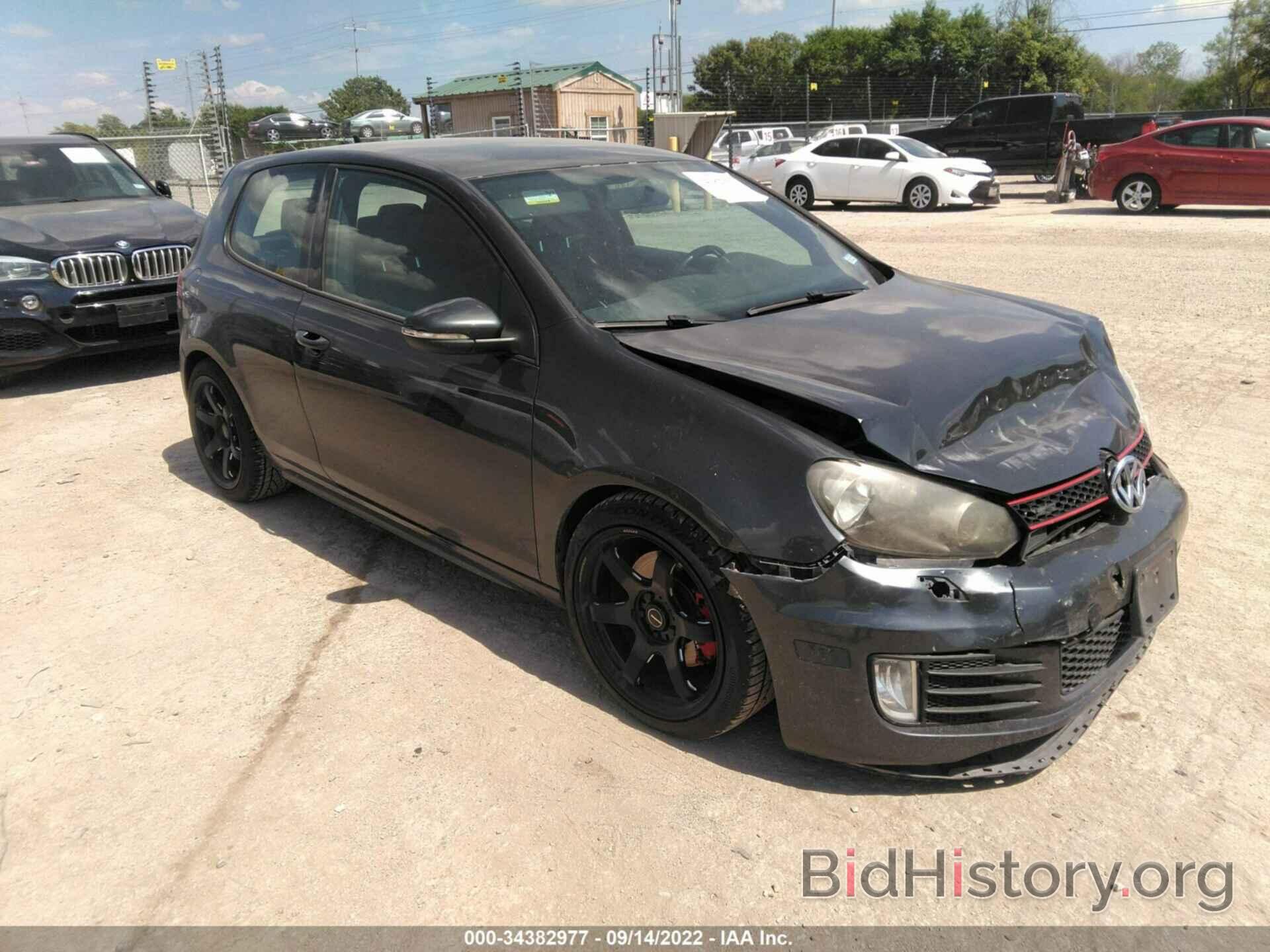 Photo WVWFV7AJ2DW005988 - VOLKSWAGEN GTI 2013