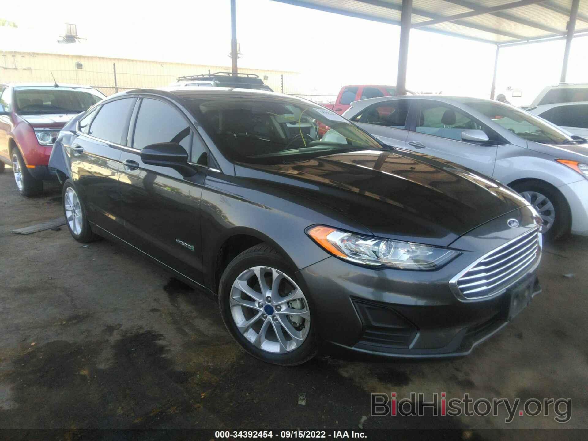 Фотография 3FA6P0LU6KR202466 - FORD FUSION HYBRID 2019