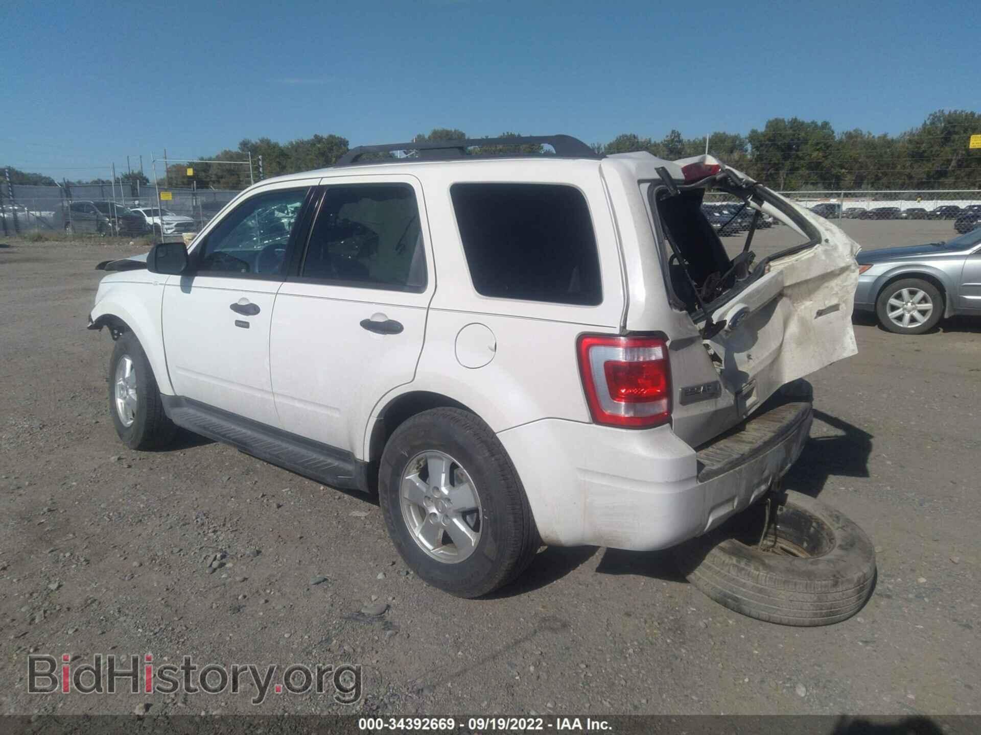 2011 FORD ESCAPE - VIN: 1FMCU9DG8BKA95083 - Фото 3