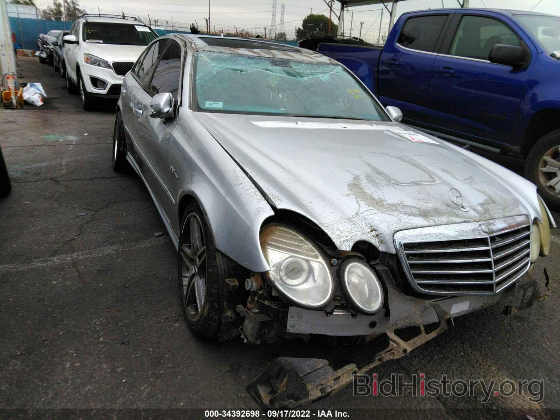 Photo WDBUF77X17B017110 - MERCEDES-BENZ E-CLASS 2007