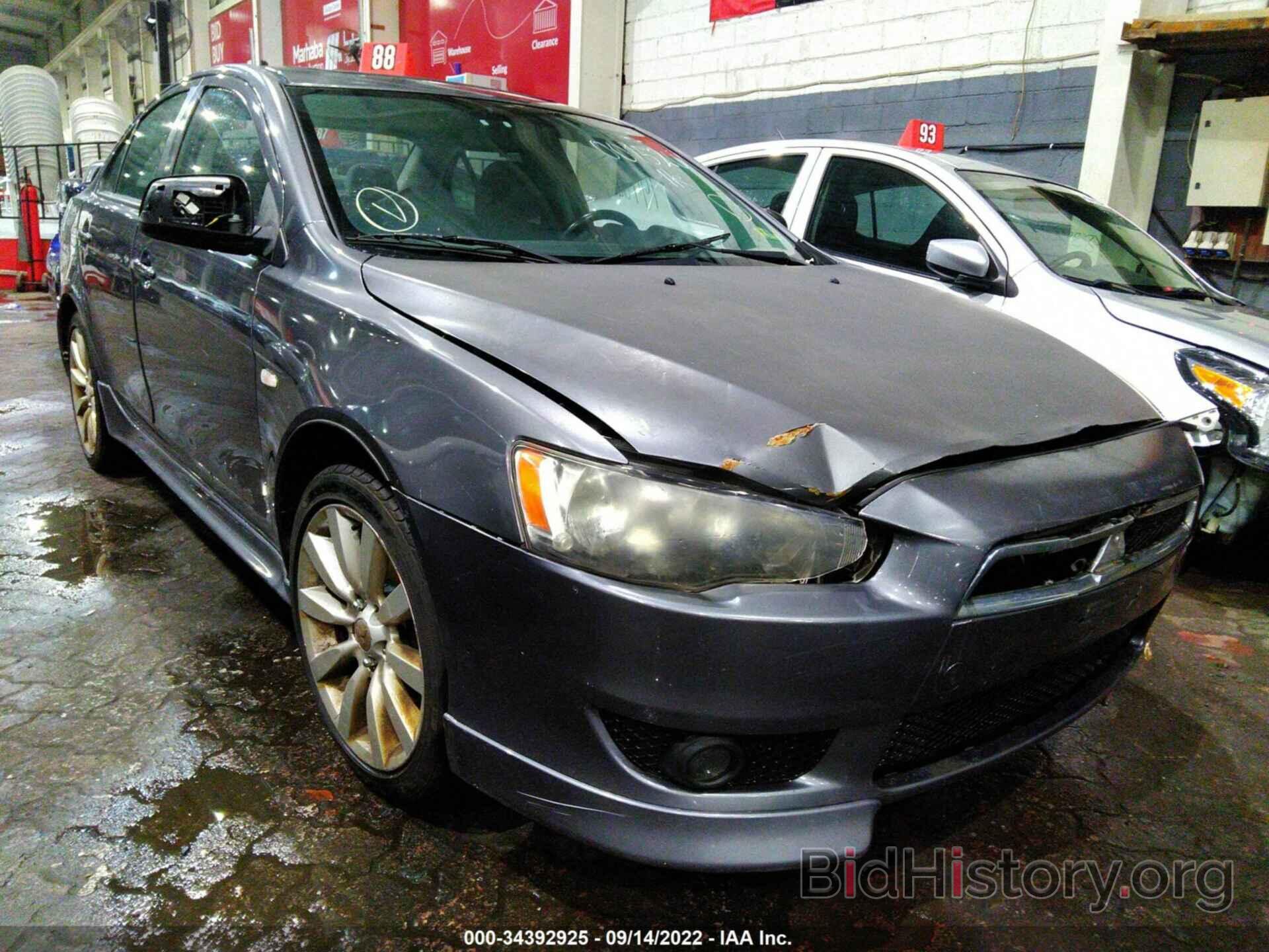 Photo 0032U8FW7AU001520 - MITSUBISHI LANCER 2010