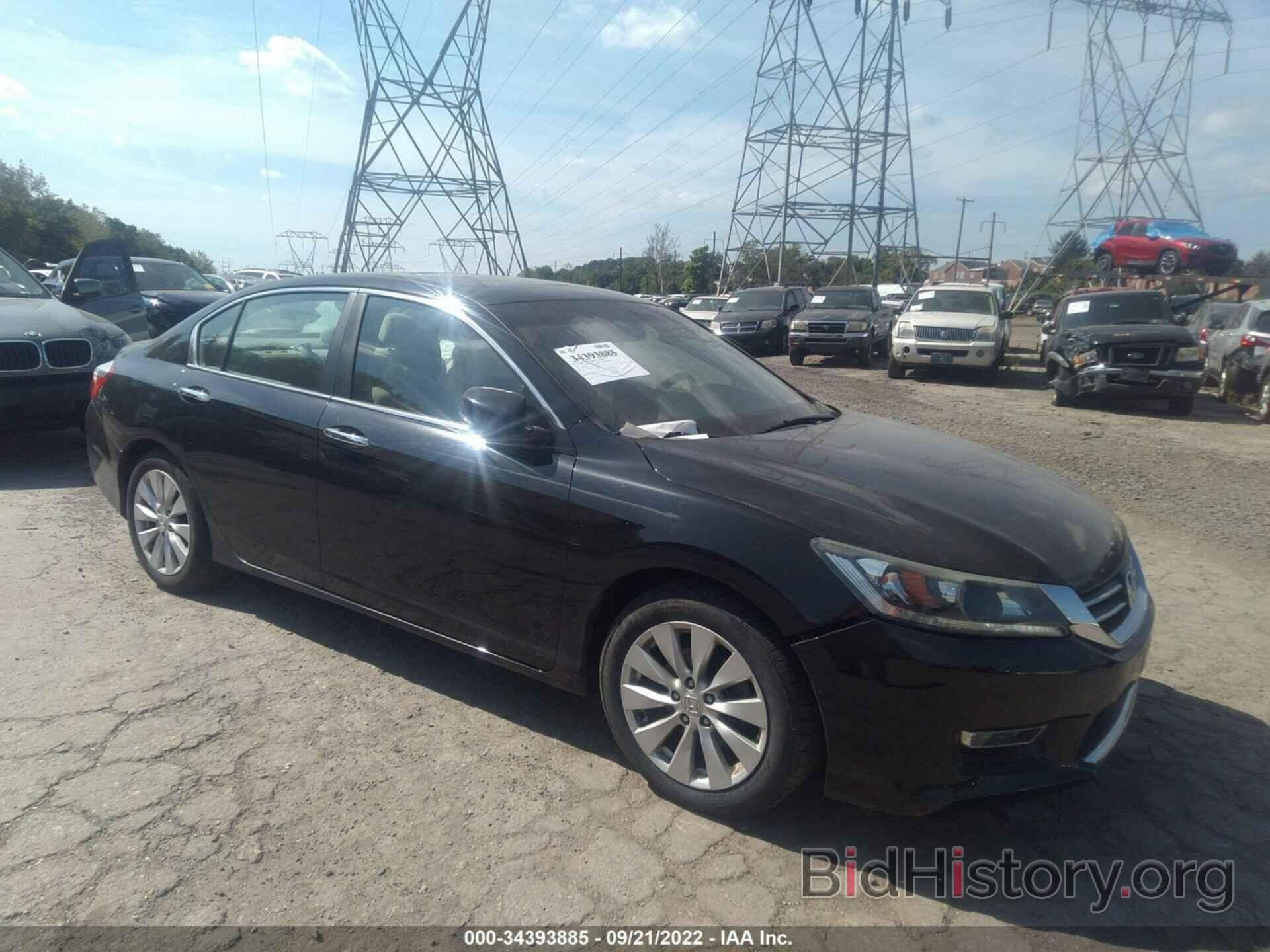 Photo 1HGCR2F73DA013782 - HONDA ACCORD SDN 2013