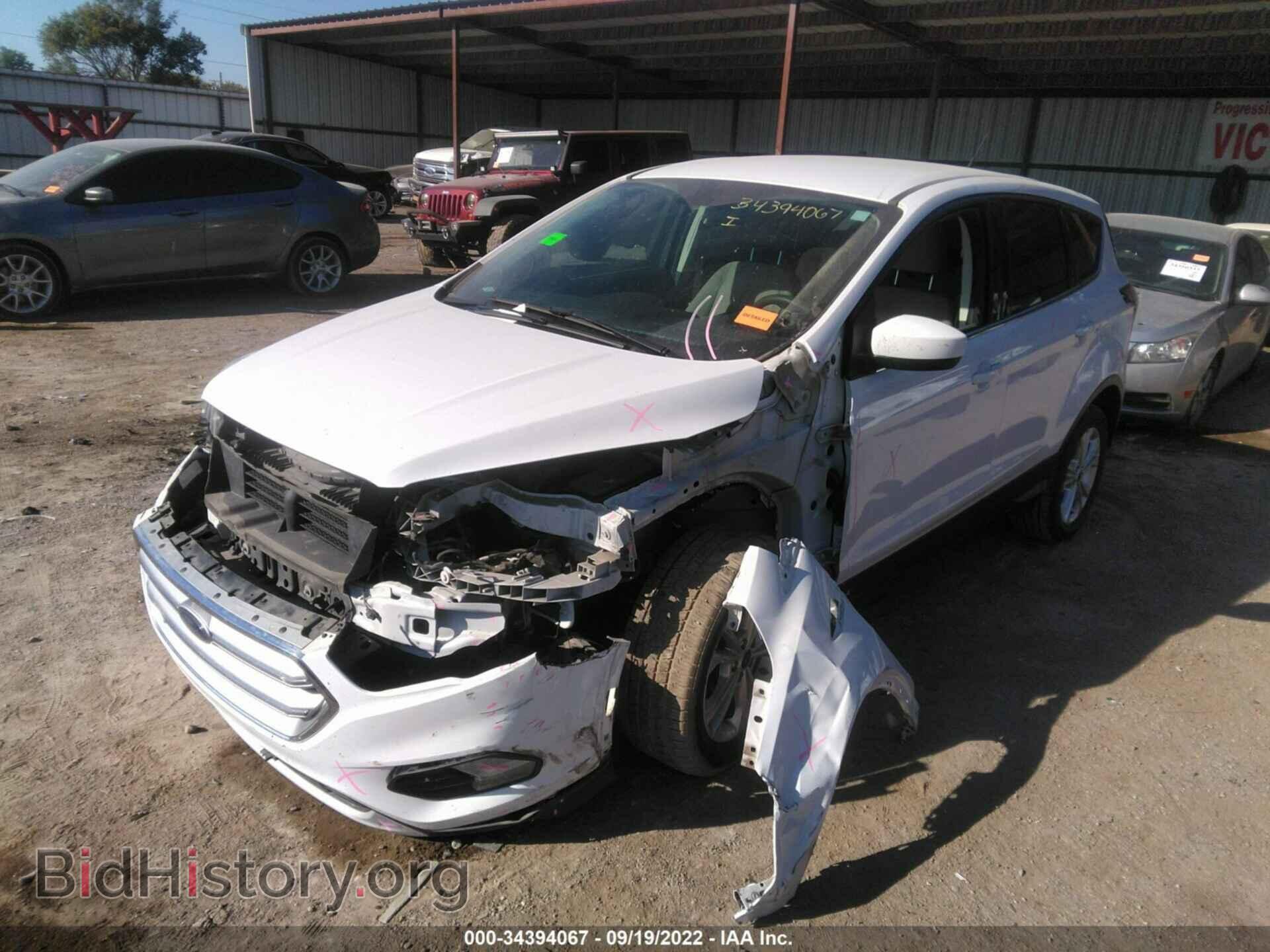 2017 FORD ESCAPE - VIN: 1FMCU0GD8HUC55893 - Фото 2