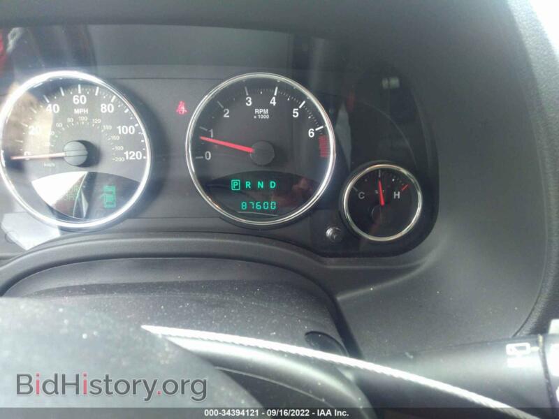 2011 Jeep COMPASS (VIN 1J4NF5FB9BD263944) — photo 7 of 11