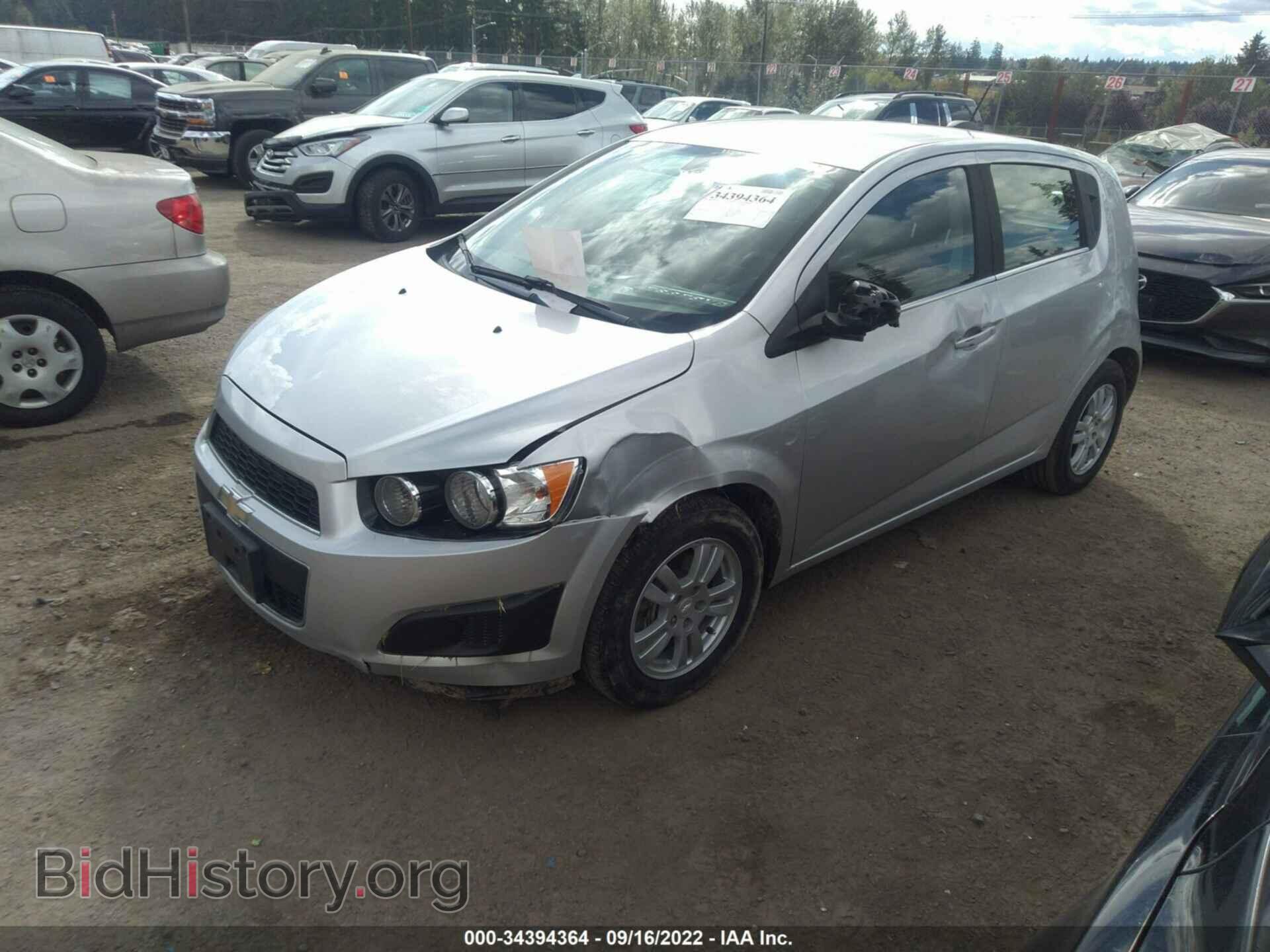 2015 CHEVROLET SONIC - VIN: 1G1JC6SG3F4198432 - Фото 2