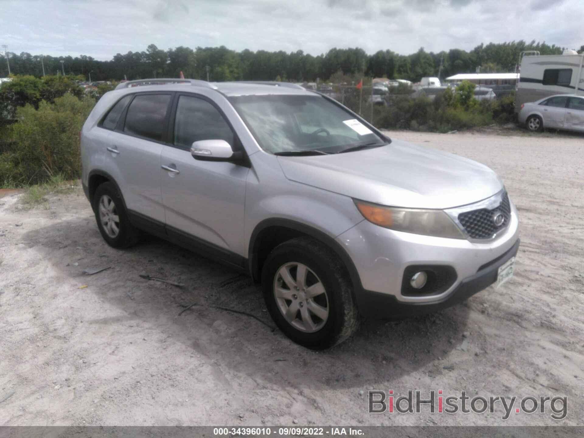 Photo 5XYKT4A14BG022630 - KIA SORENTO 2011