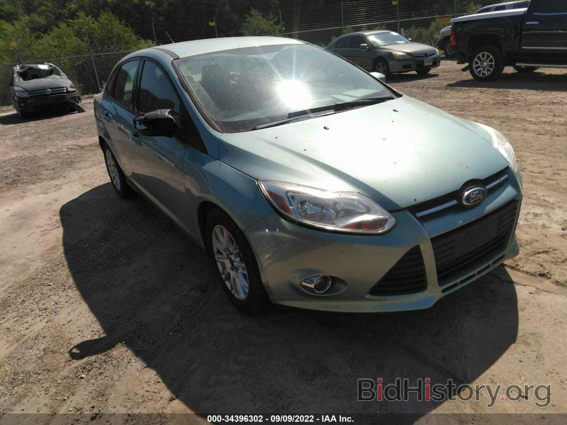 Photo 1FAHP3F2XCL431026 - FORD FOCUS 2012