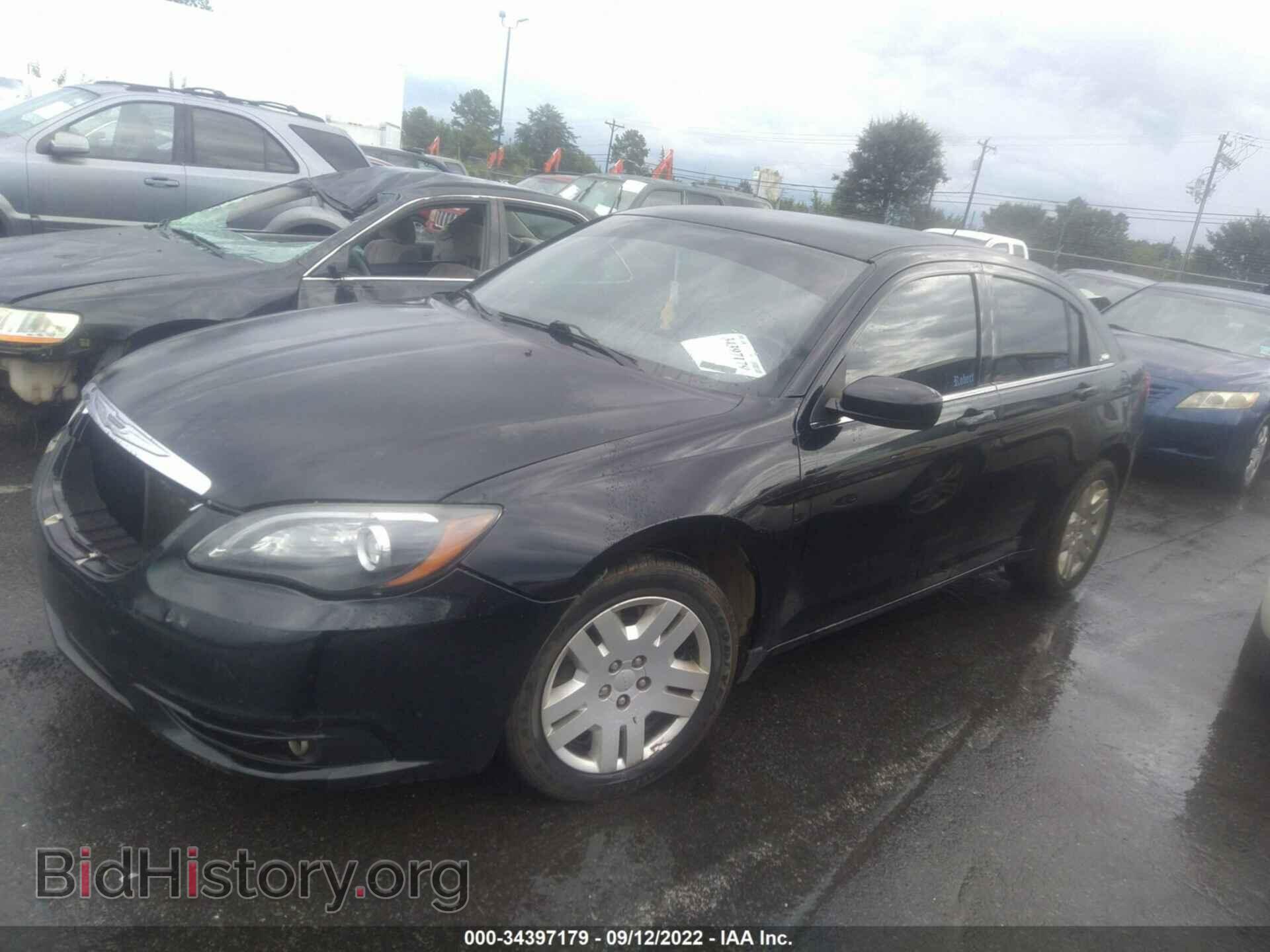 2013 CHRYSLER 200 - VIN: 1C3CCBBB7DN654943 - Photo 2