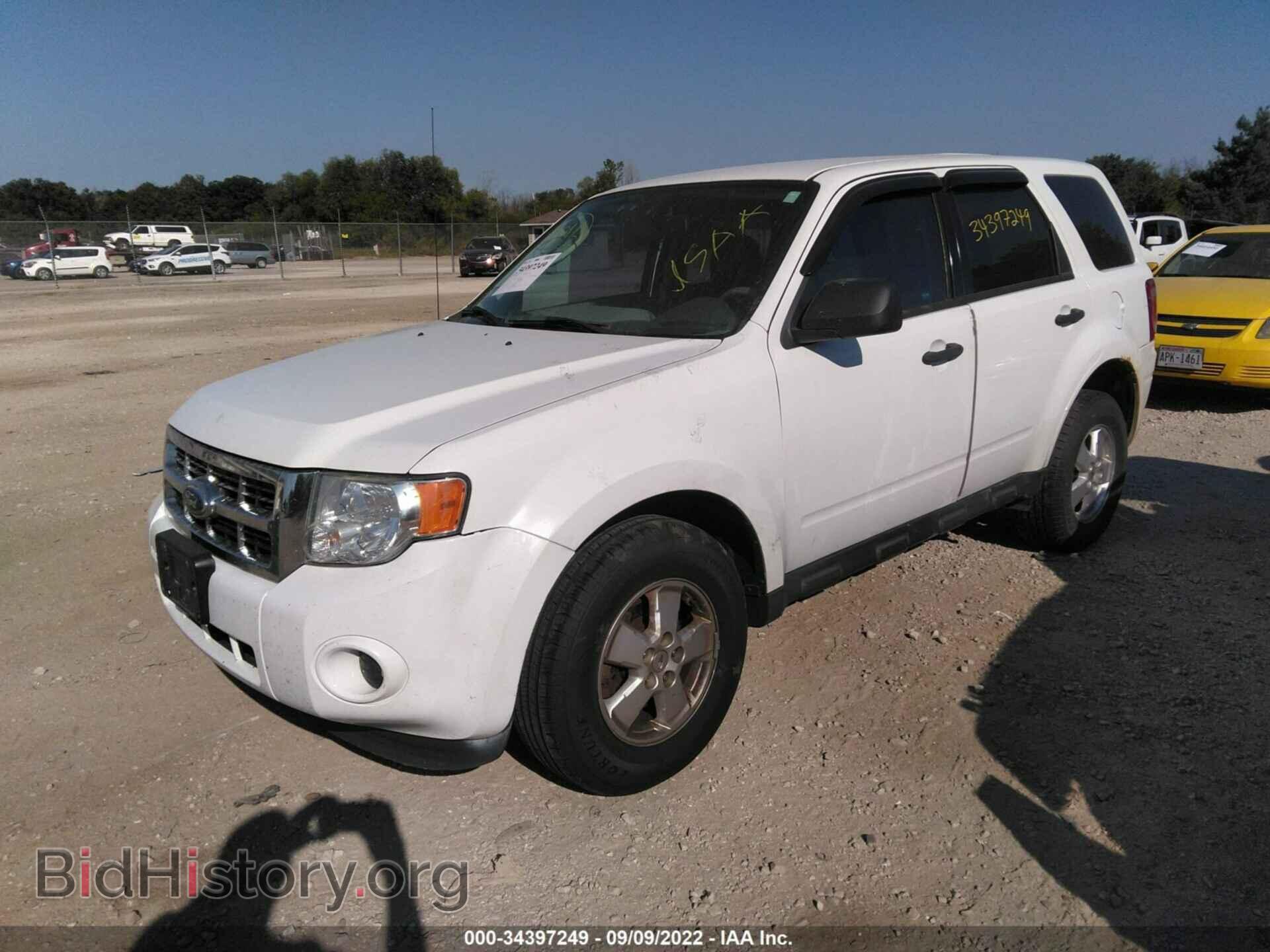 2012 FORD ESCAPE - VIN: 1FMCU0C74CKB93641 - Photo 2