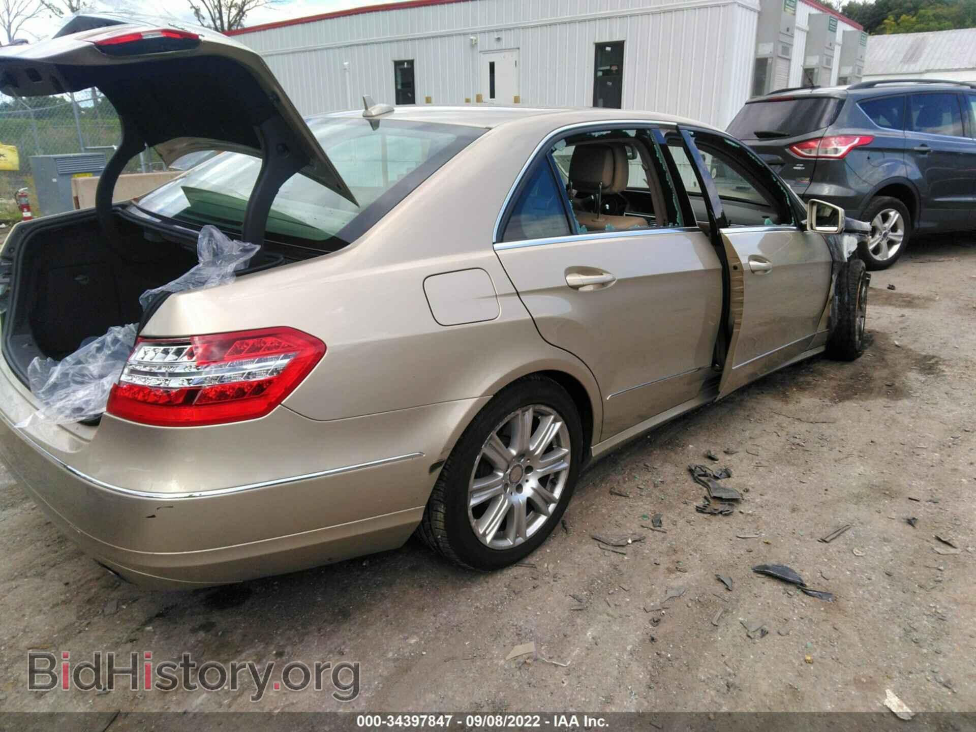 2012 MERCEDES-BENZ E-CLASS - VIN: WDDHF8JB4CA617907 - Фото 4