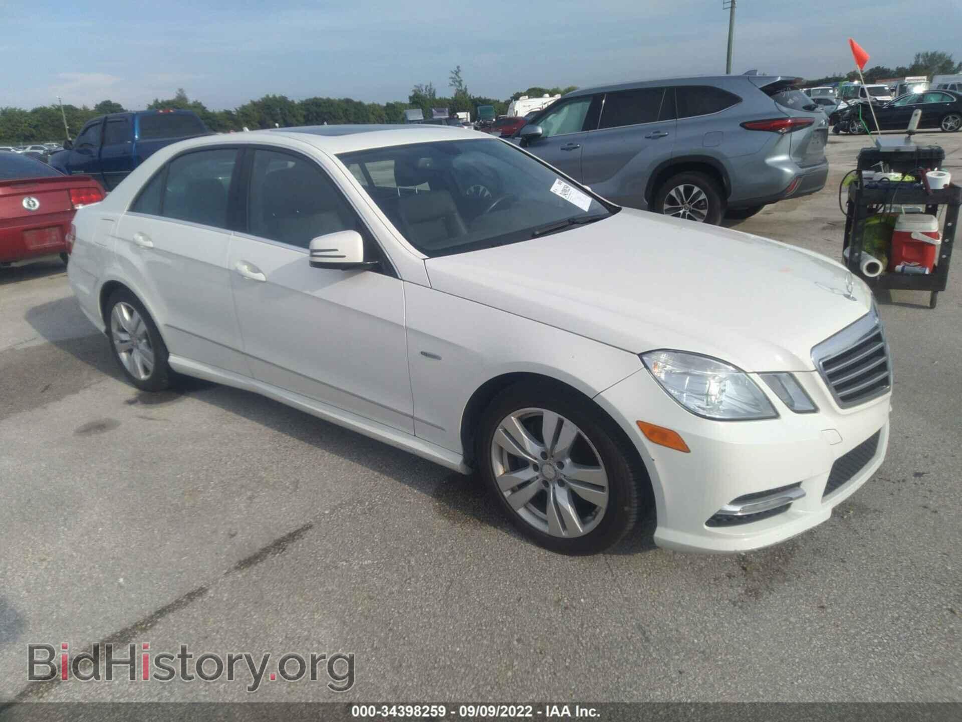 Photo WDDHF2EB0CA606331 - MERCEDES-BENZ E-CLASS 2012