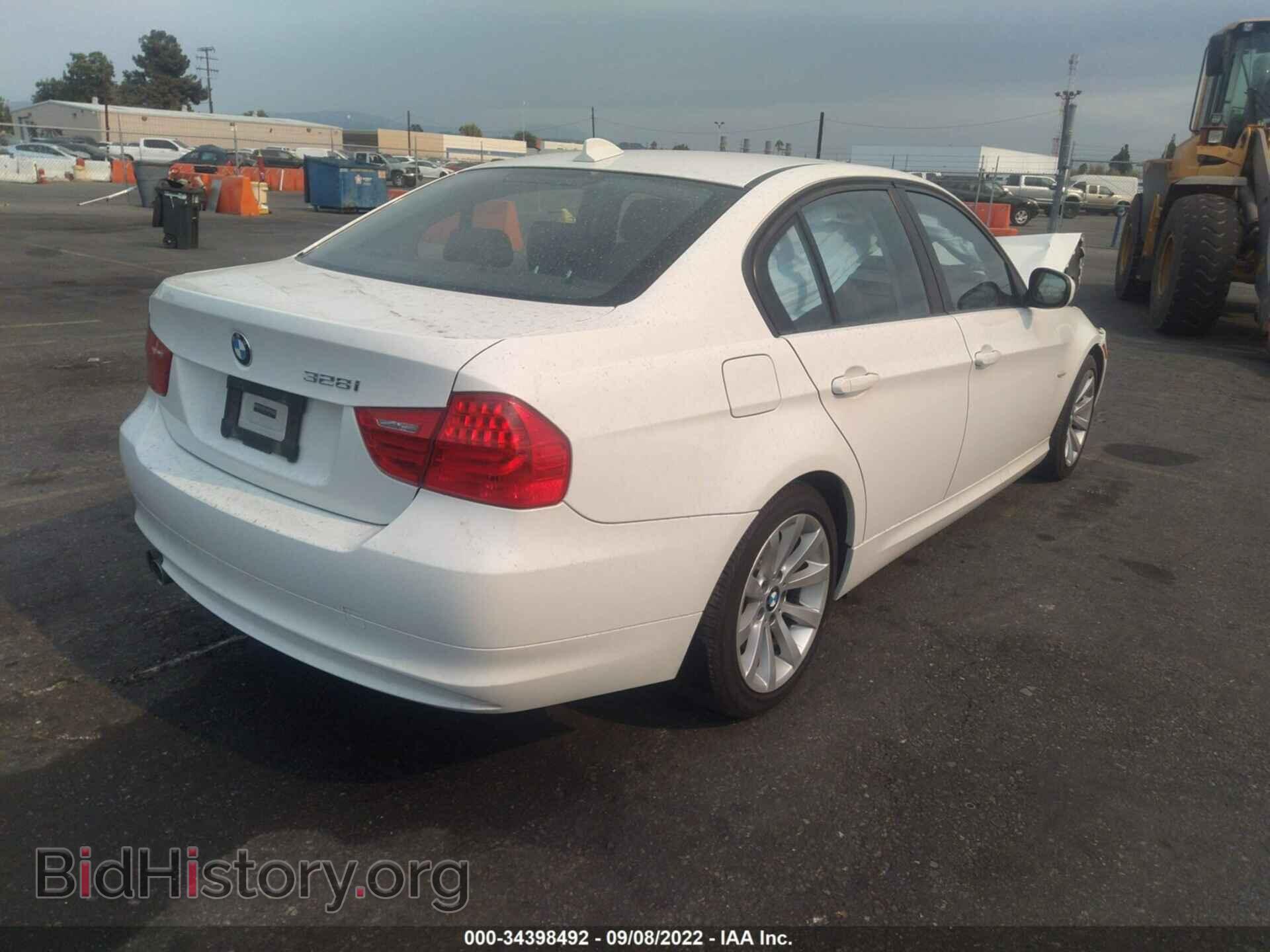 2011 BMW 3 SERIES - VIN: WBAPH5C51BA444476 - Фото 4