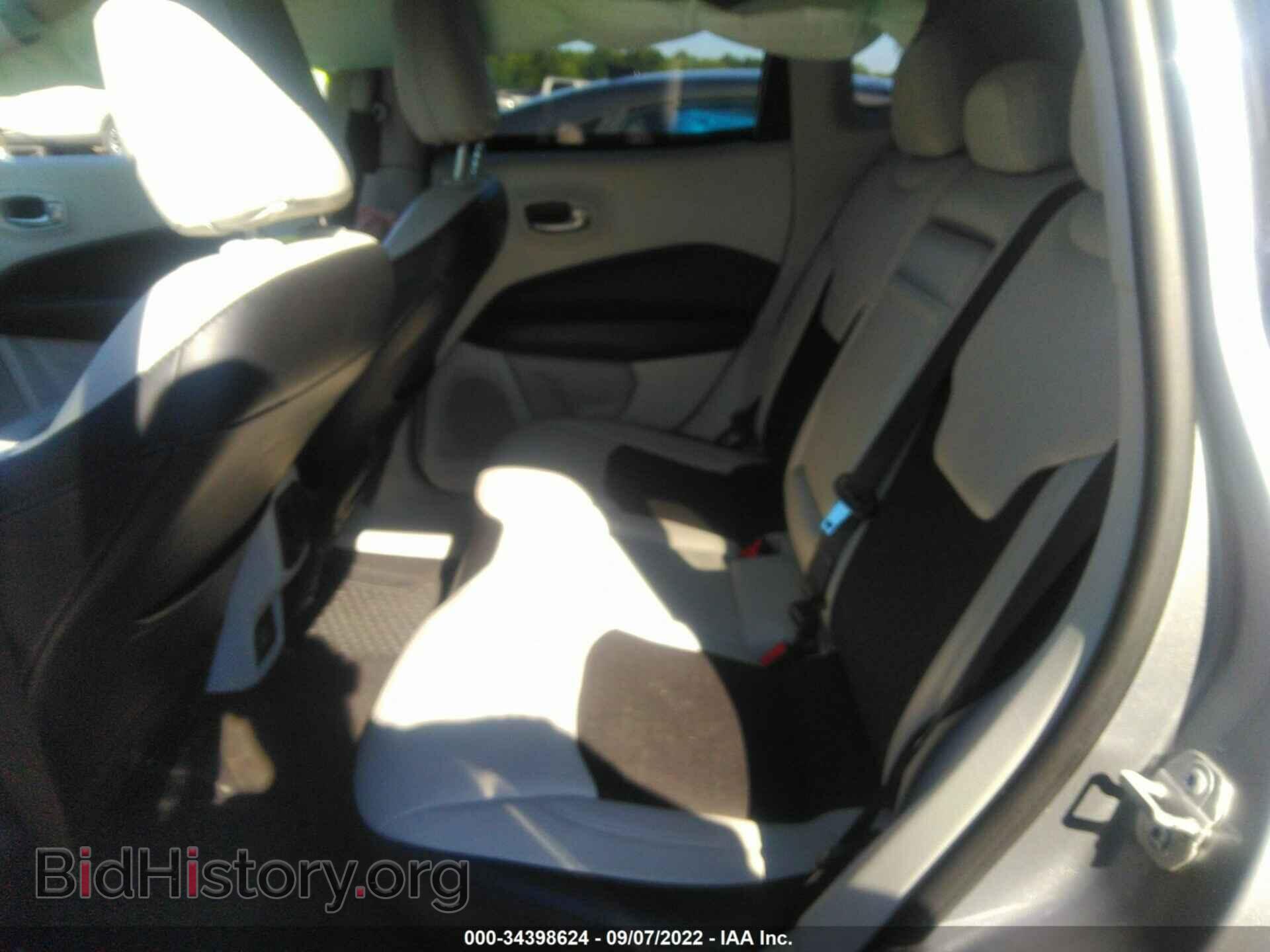 2018 JEEP COMPASS - VIN: 3C4NJDBB7JT479210 - Photo 8