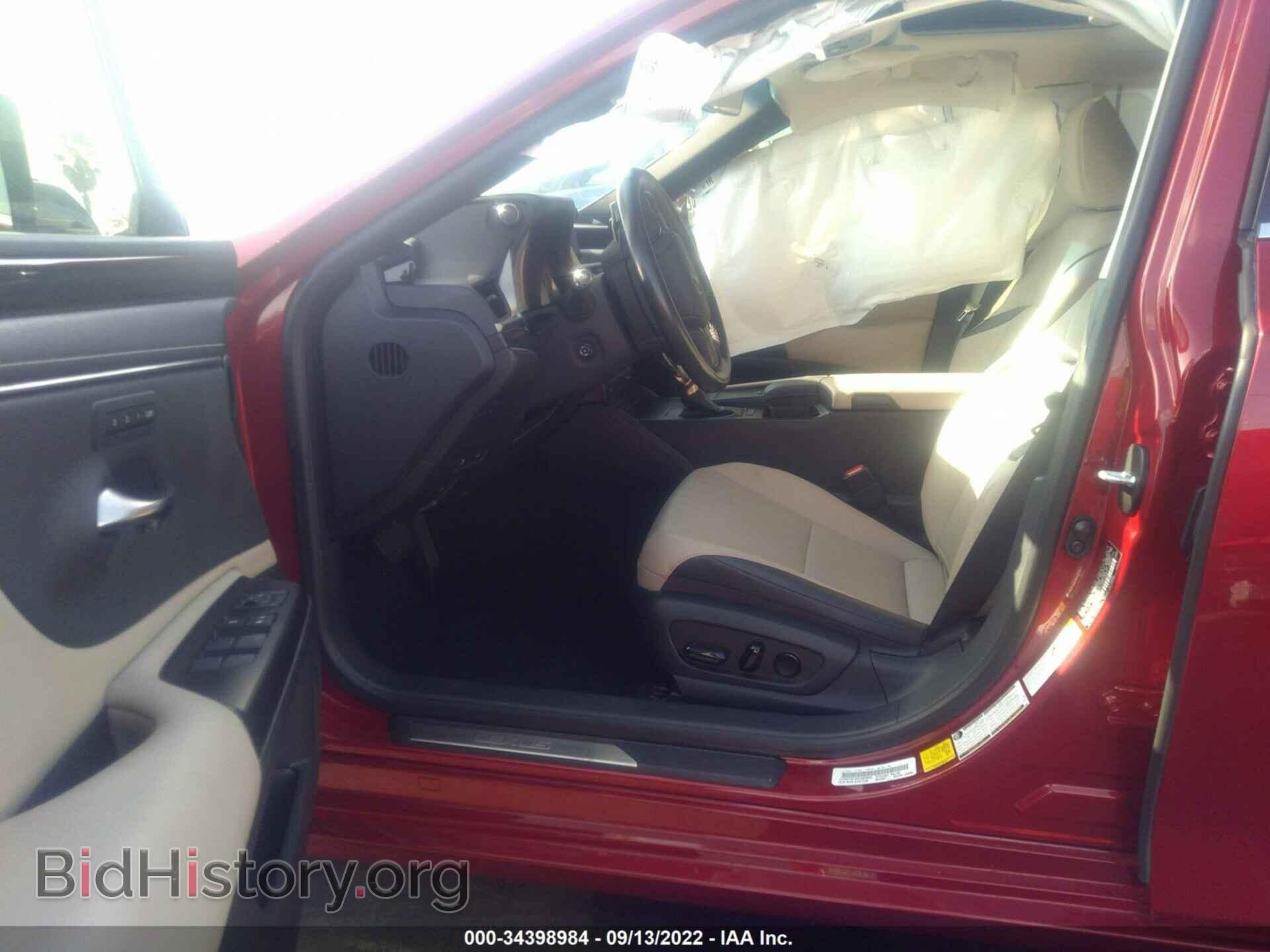 2019 LEXUS ES - VIN: JTHBZ1B12K2003854 - Фото 5