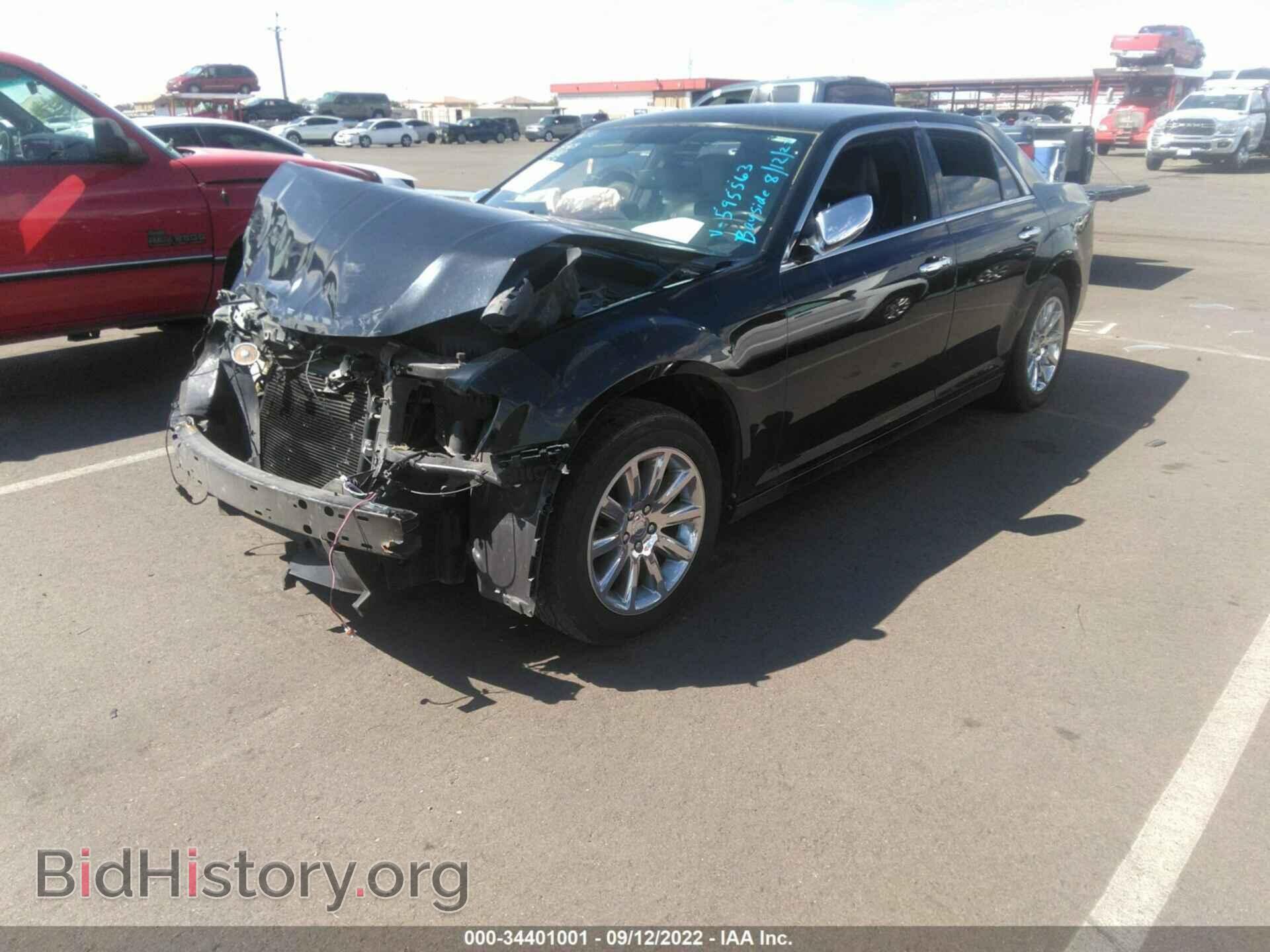2011 CHRYSLER 300 - VIN: 2C3CA5CG9BH595563 - Фото 2