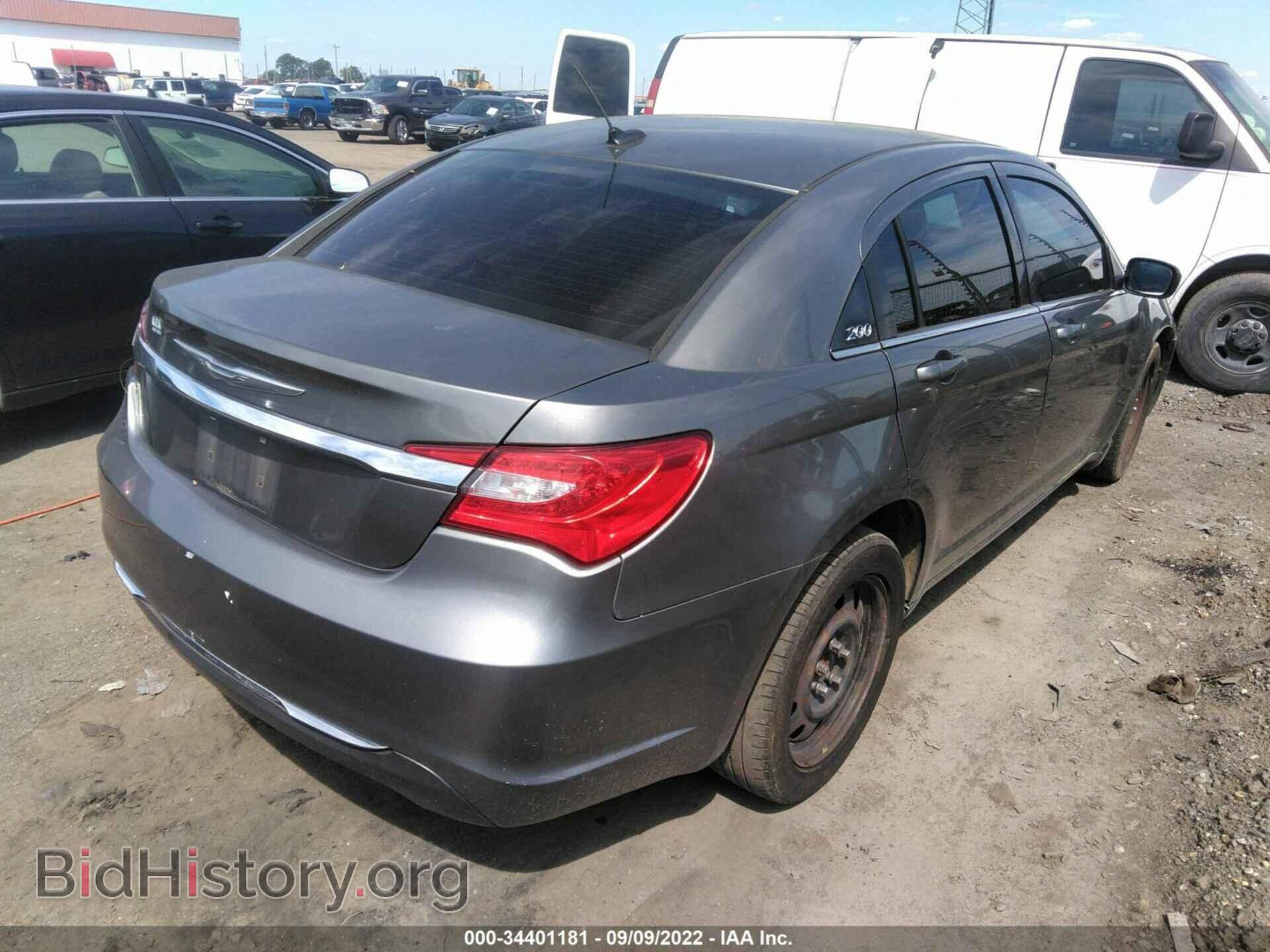 2012 CHRYSLER 200 - VIN: 1C3CCBAB5CN222898 - Фото 4