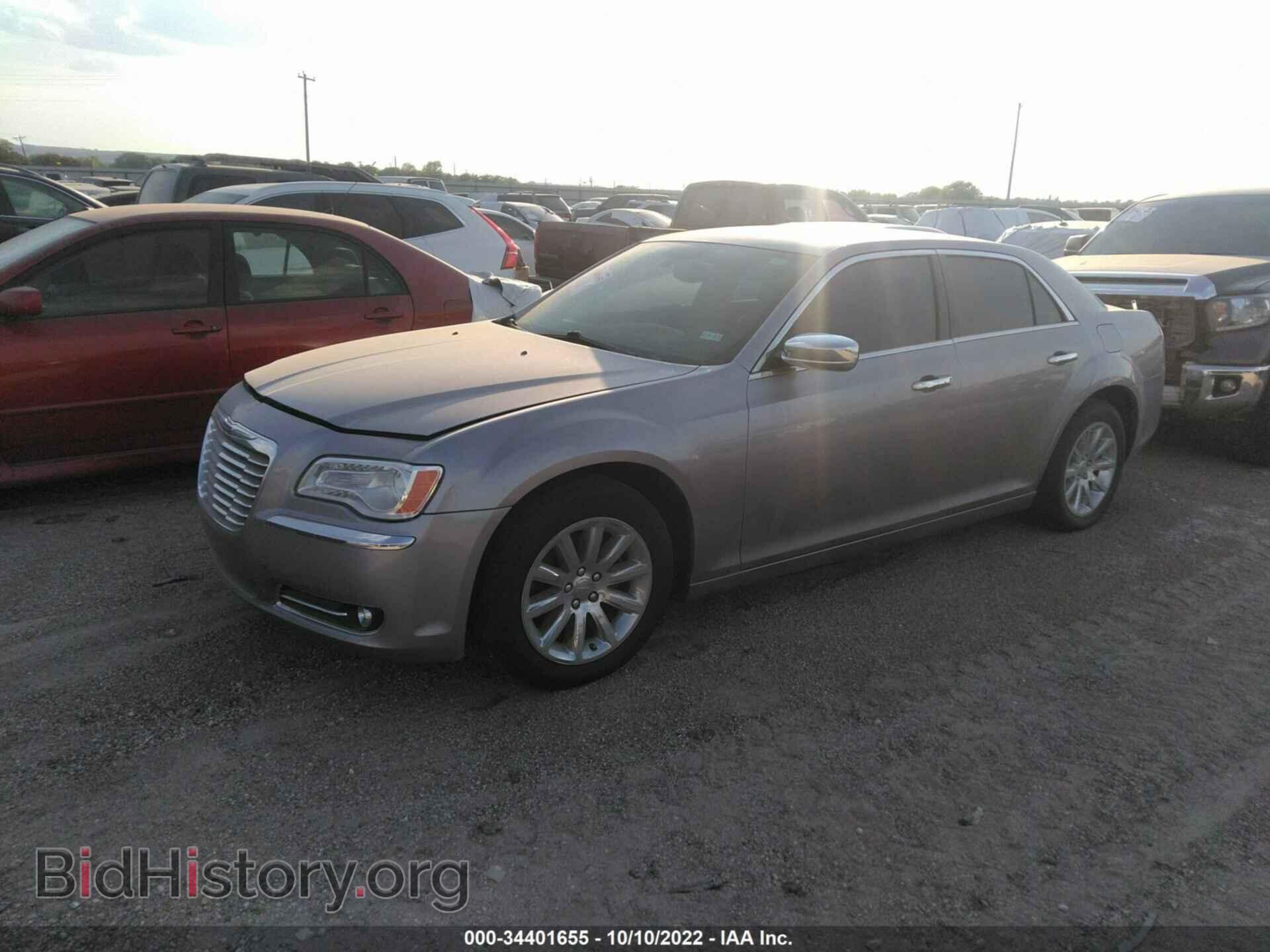 2014 CHRYSLER 300 - VIN: 2C3CCAEG9EH375280 - Фото 2