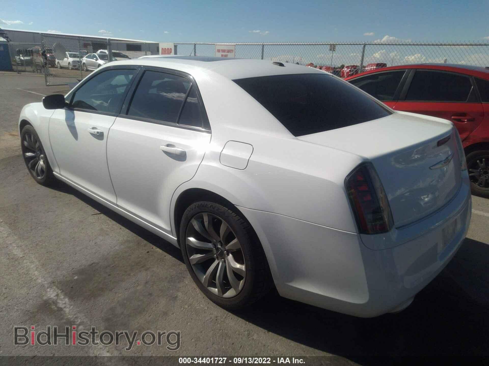 2014 CHRYSLER 300 - VIN: 2C3CCABG1EH292818 - Фото 3