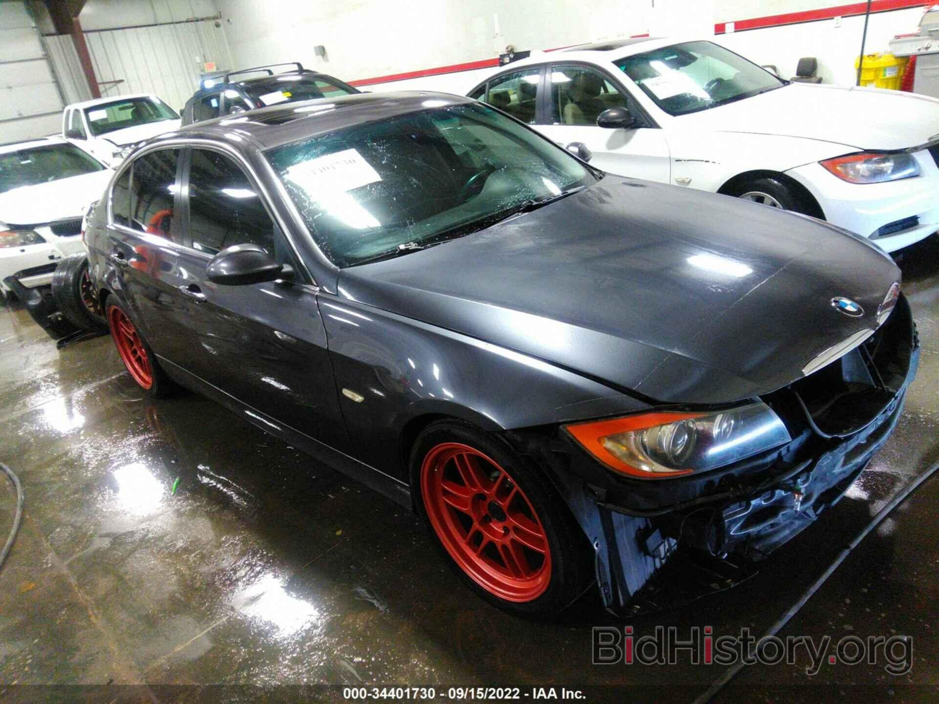 Photo WBAVD53568A282775 - BMW 3 SERIES 2008