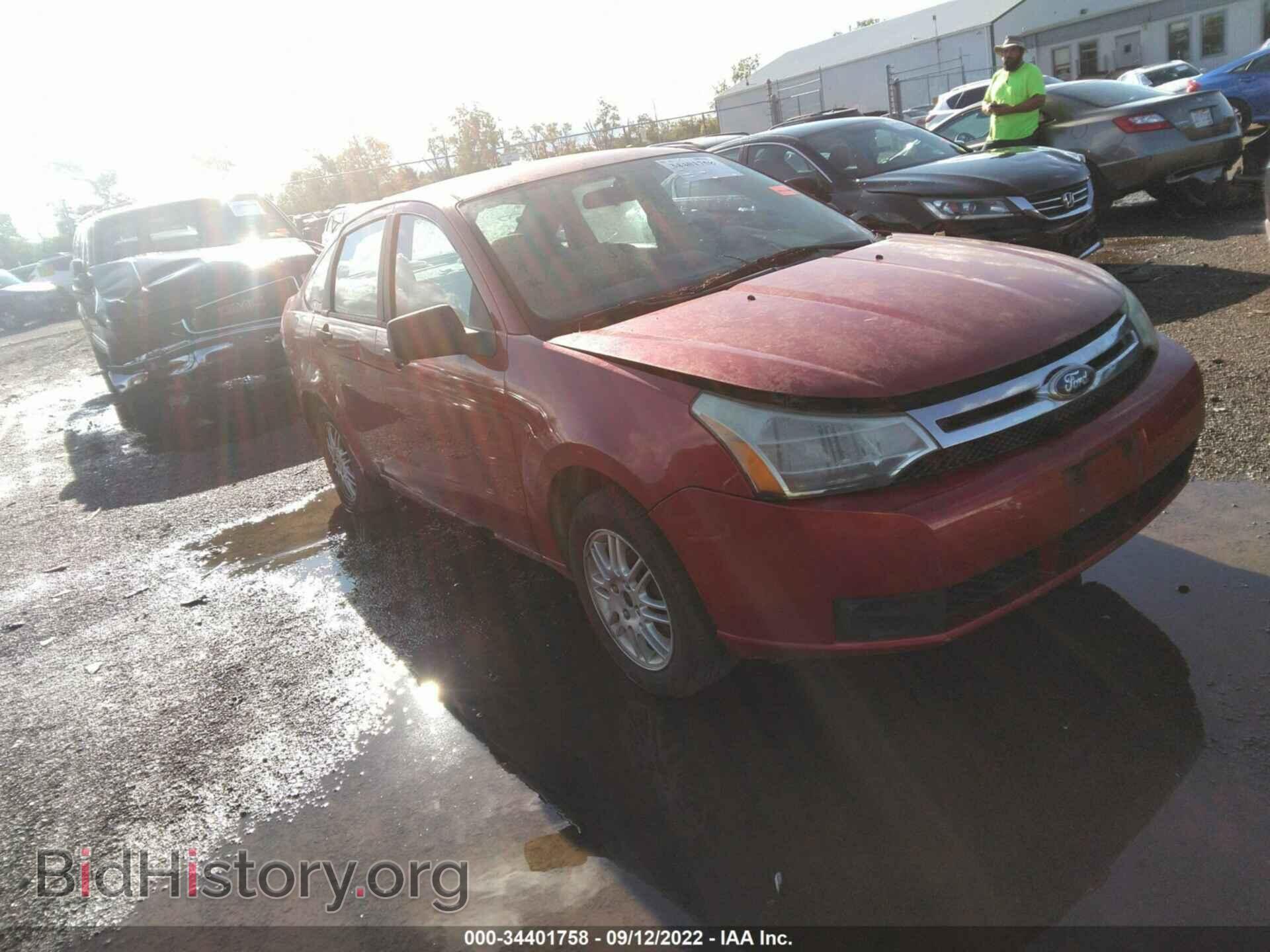 Photo 1FAHP3FN8BW162256 - FORD FOCUS 2011