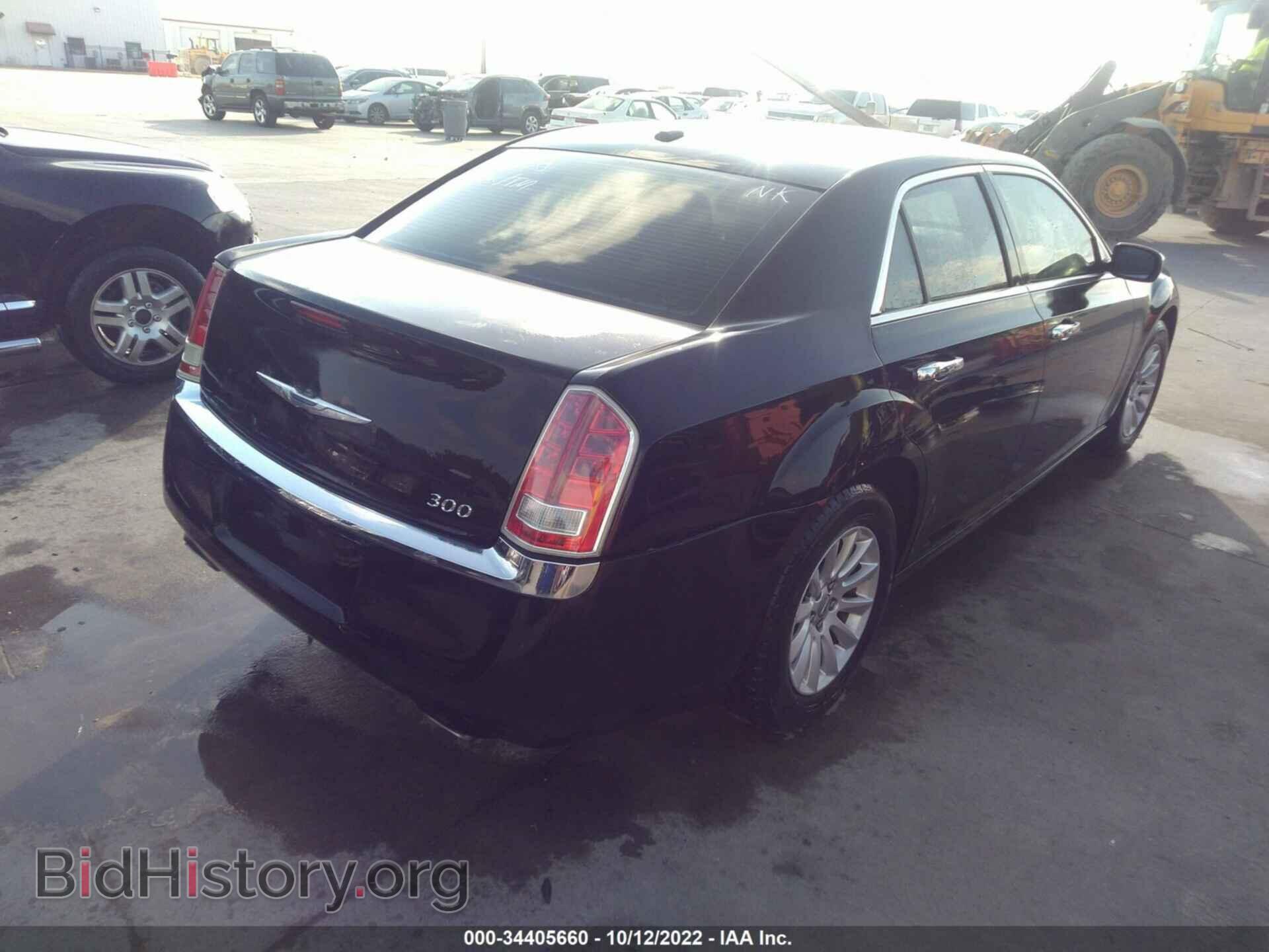 2012 CHRYSLER 300 - VIN: 2C3CCAAG3CH113838 - Photo 4