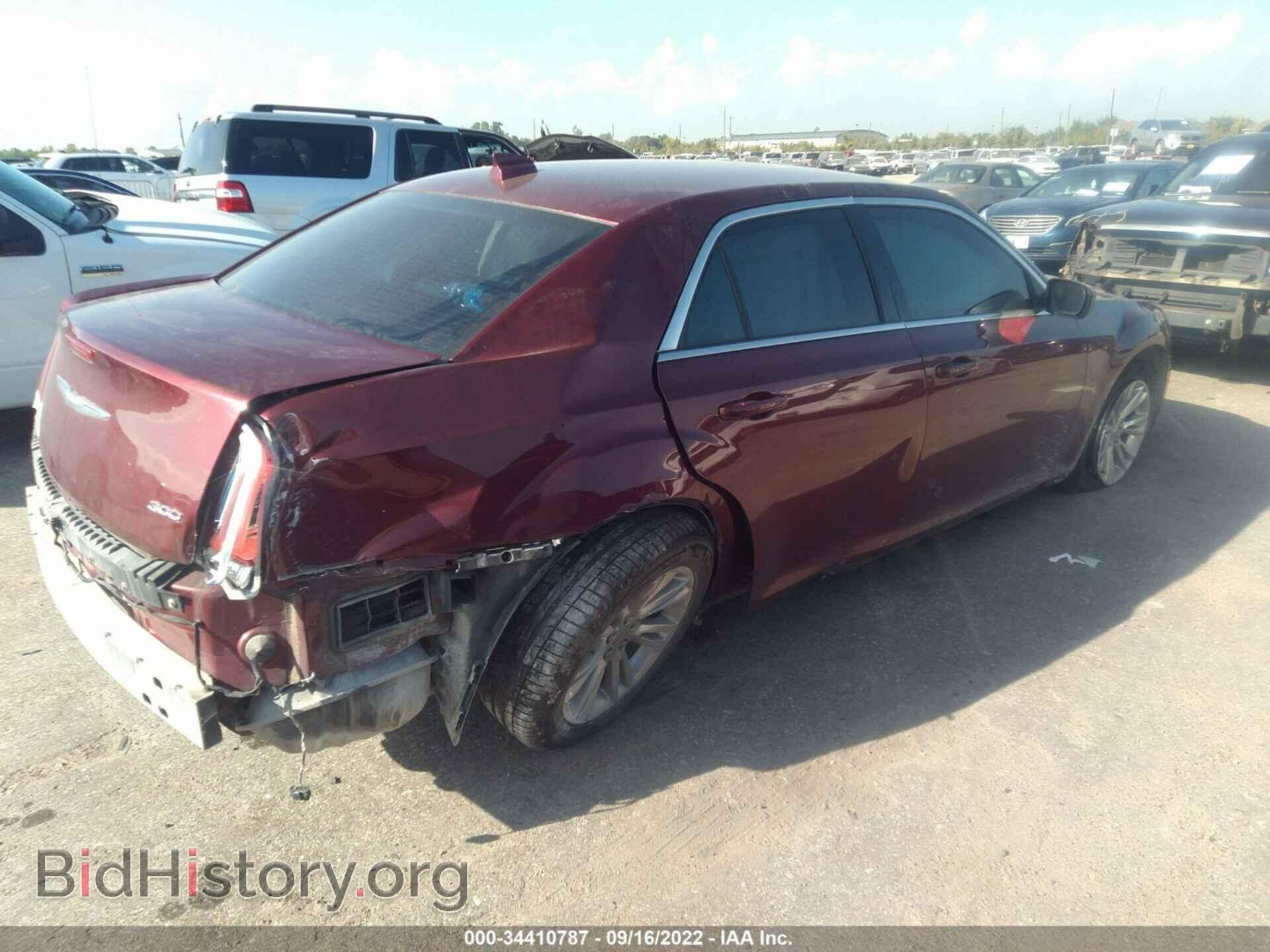 2016 CHRYSLER 300 - VIN: 2C3CCAAG9GH307781 - Фото 4