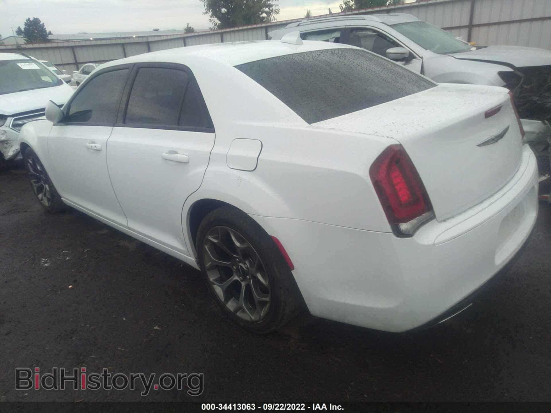 2018 CHRYSLER 300 - VIN: 2C3CCABG2JH213988 - Фото 3