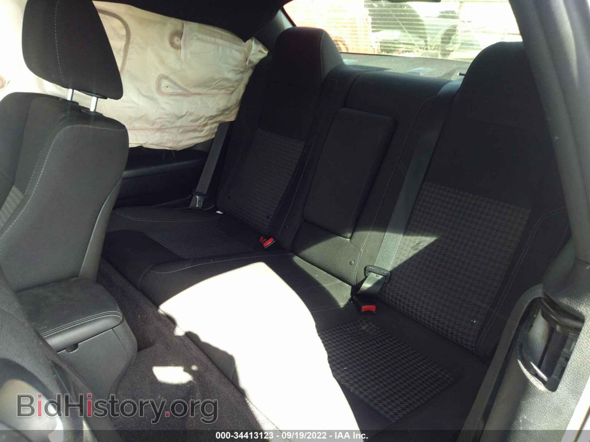 2016 DODGE CHALLENGER - VIN: 2C3CDZAG3GH137574 - Фото 8