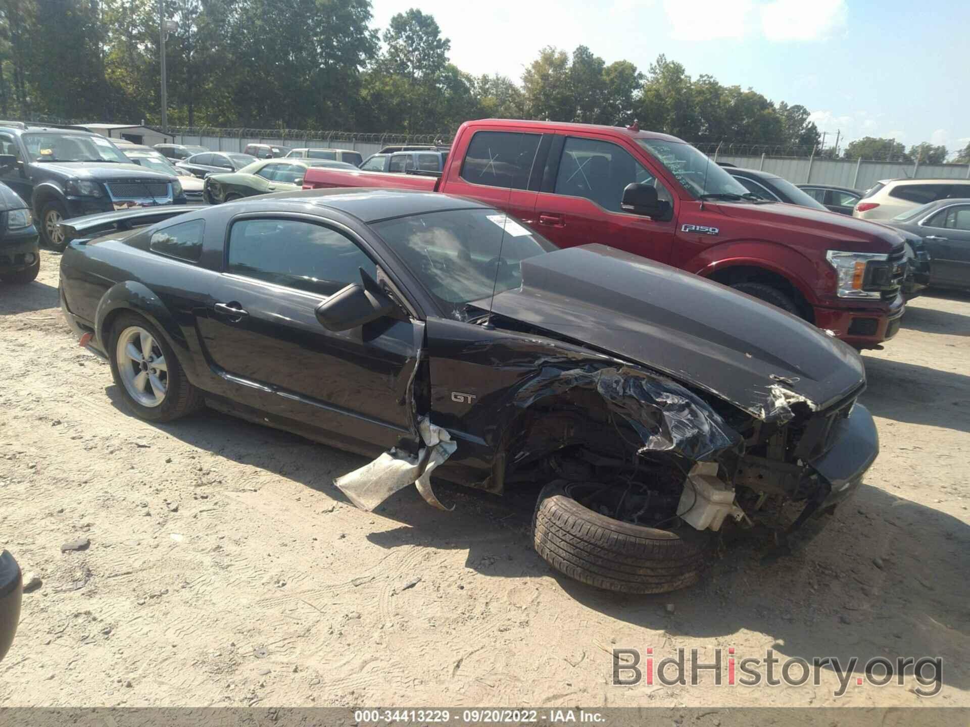 Photo 1ZVFT82H175261277 - FORD MUSTANG 2007