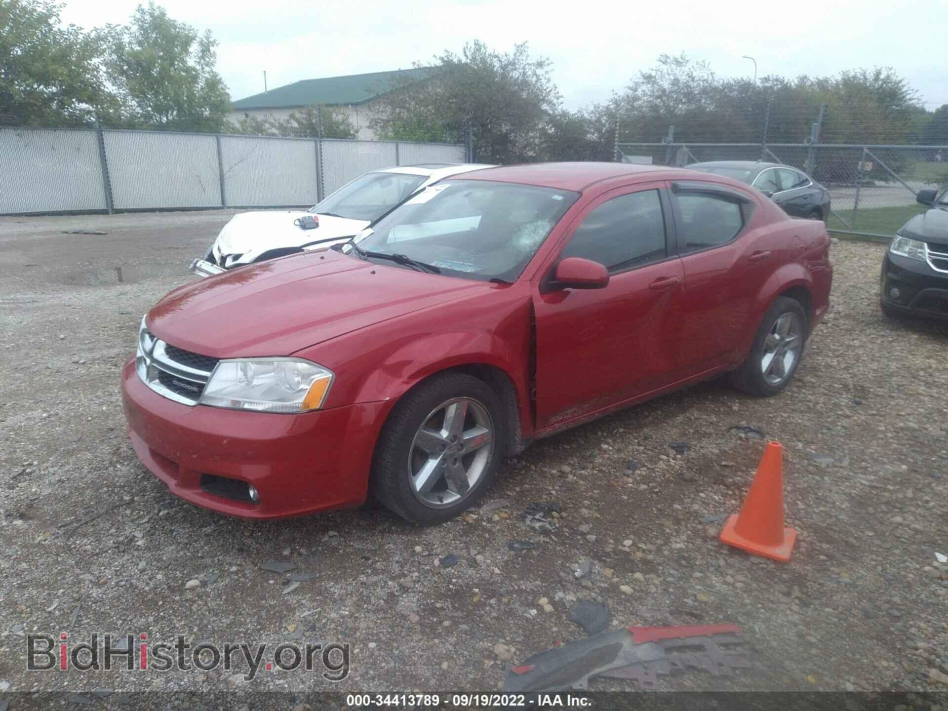 2011 DODGE AVENGER - VIN: 1B3BD2FB1BN585079 - Photo 2