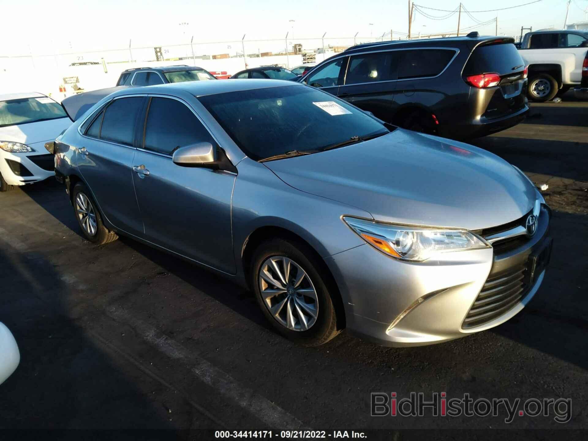 Photo 4T4BF1FK4FR464451 - TOYOTA CAMRY 2015