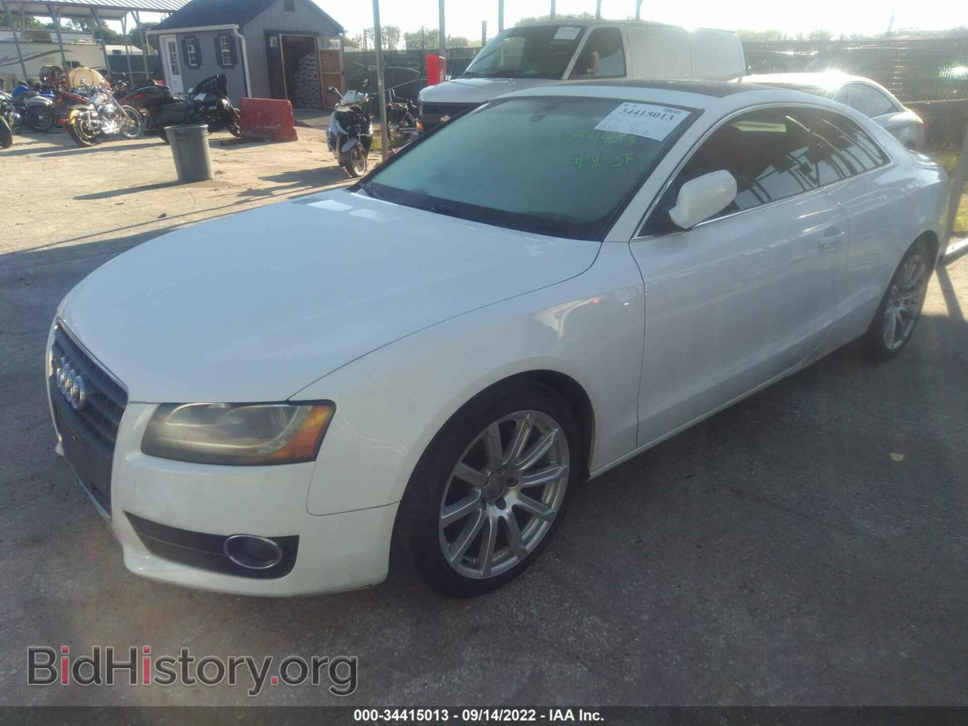 2011 AUDI A5 - VIN: WAULFAFR2BA033292 - Фото 2
