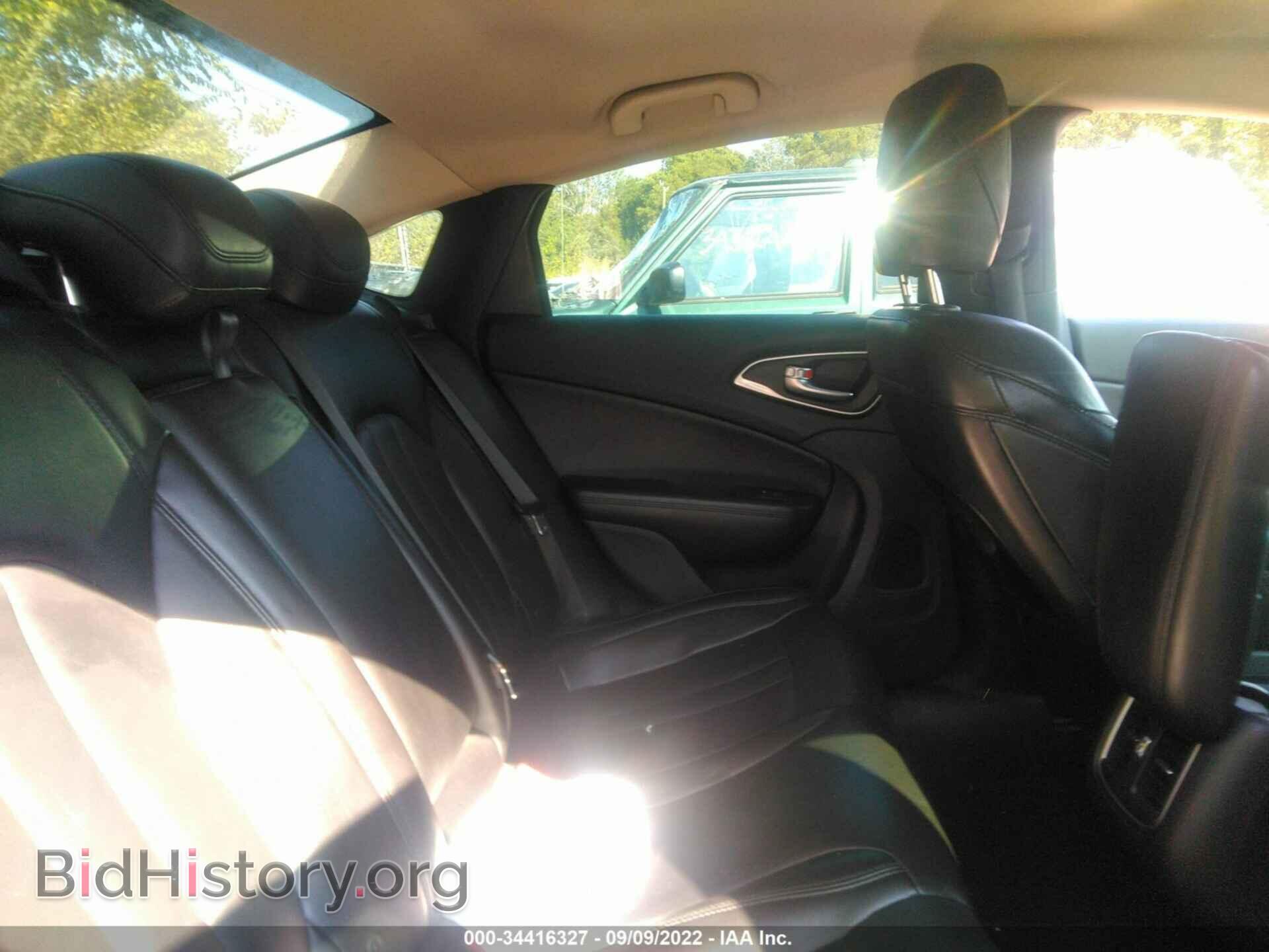 2015 CHRYSLER 200 - VIN: 1C3CCCCG7FN573864 - Фото 8