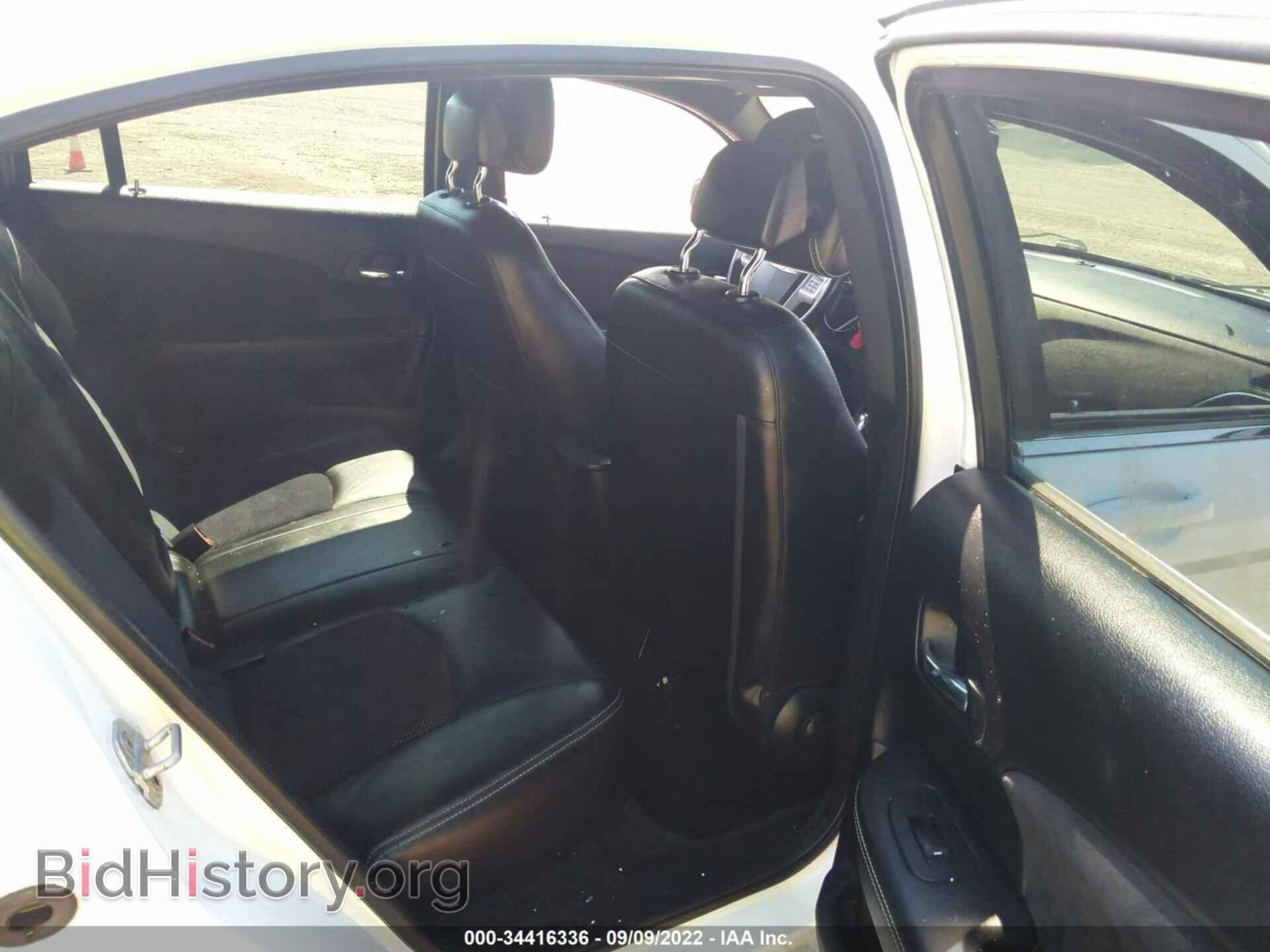 2011 CHRYSLER 200 - VIN: 1C3BC8FG1BN566956 - Photo 8