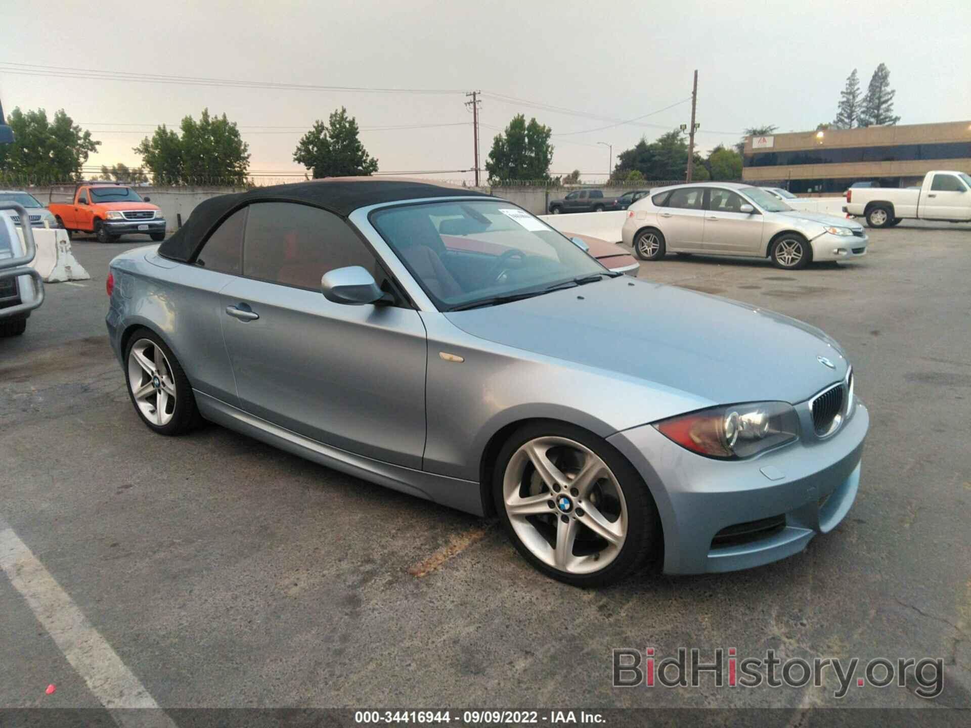 Photo WBAUN7C5XBVM24775 - BMW 1 SERIES 2011