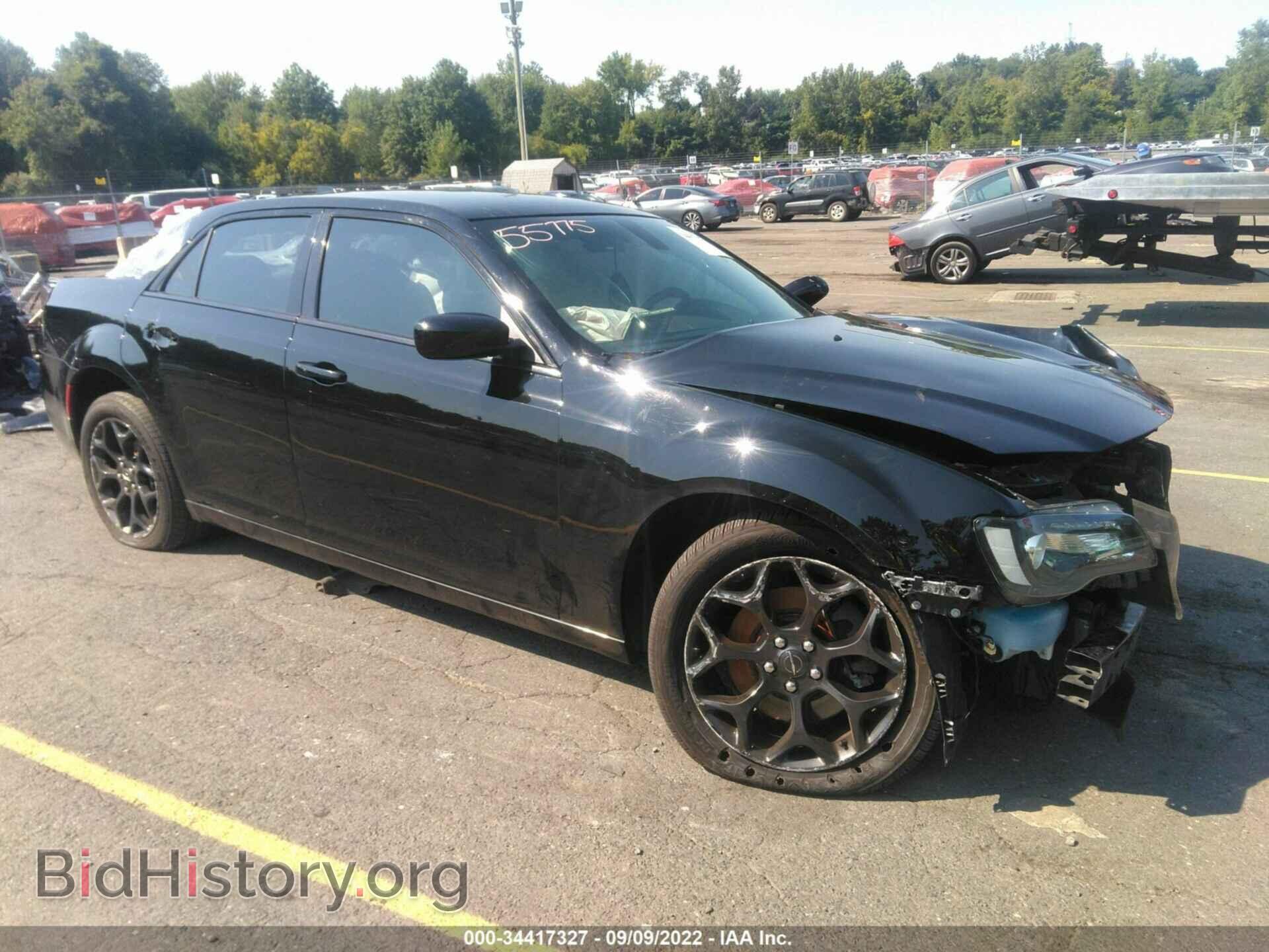 Фотография 2C3CCAGG1KH648947 - CHRYSLER 300 2019