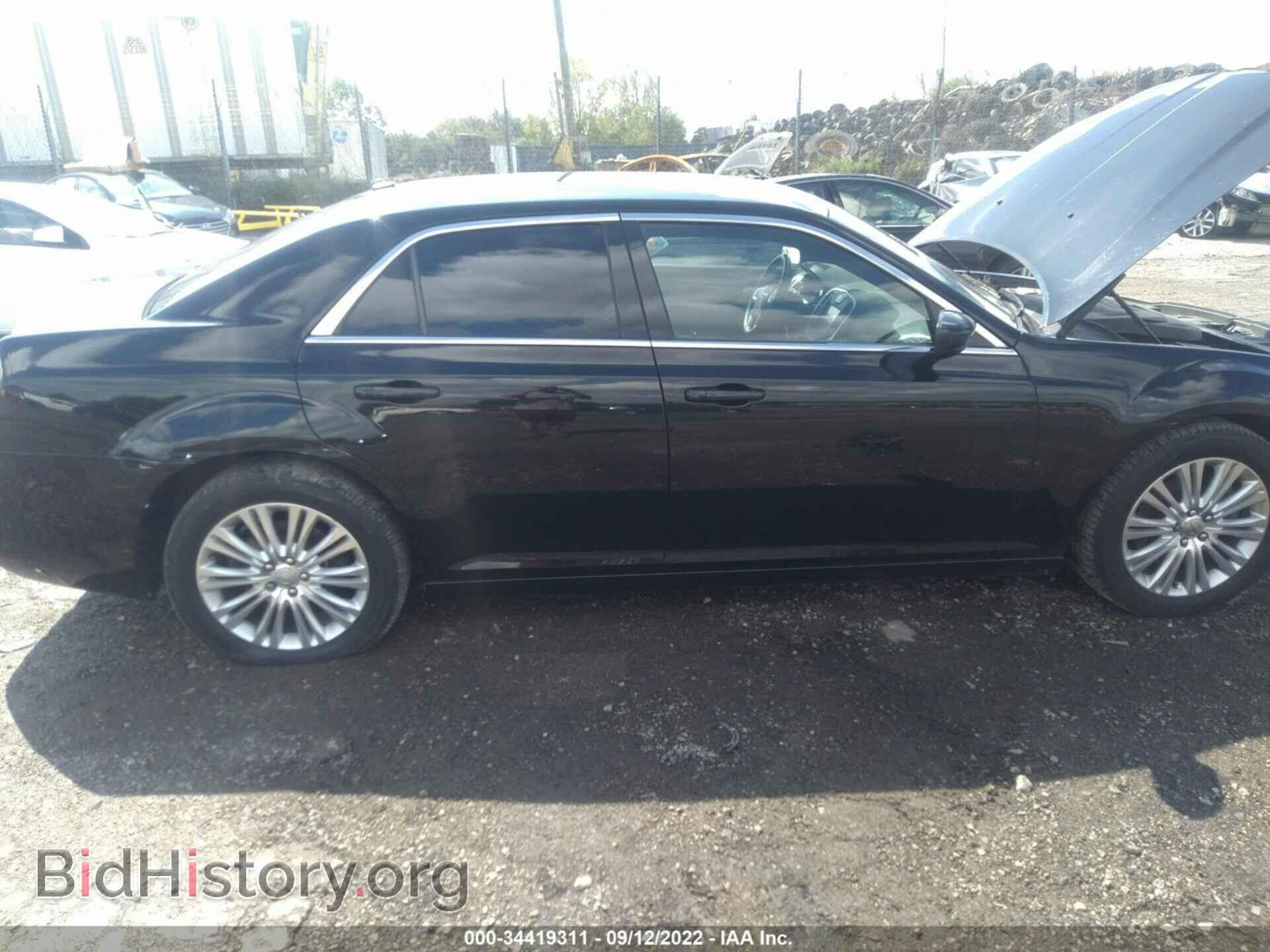 2013 CHRYSLER 300 - VIN: 2C3CCARG2DH723591 - Фото 6