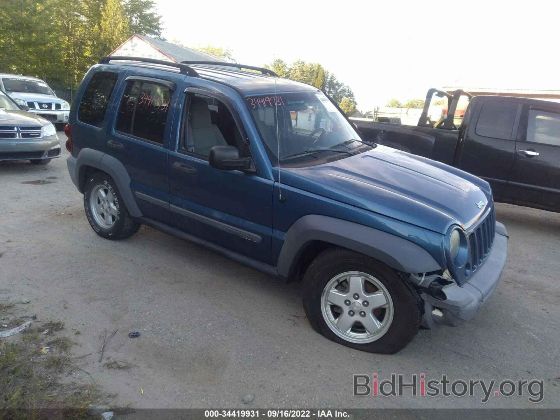 Photo 1J4GL48K86W134659 - JEEP LIBERTY 2006