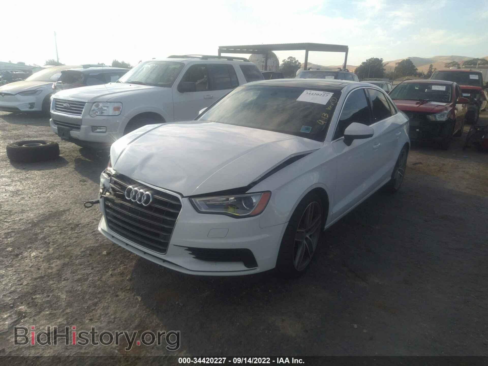 2015 AUDI A3 - VIN: WAUEFGFF1F1045392 - Фото 2