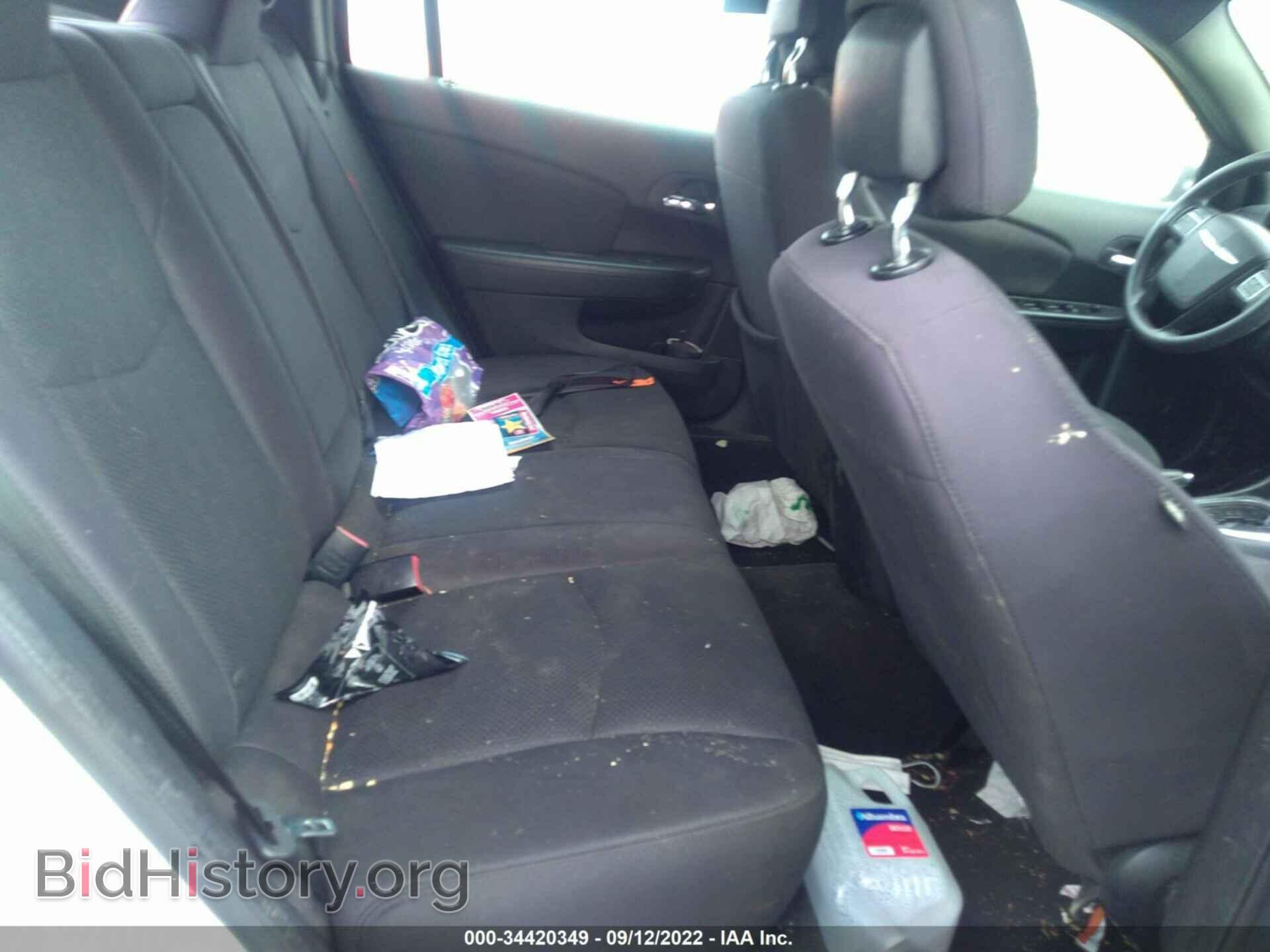 2012 CHRYSLER 200 - VIN: 1C3CCBAB7CN261881 - Photo 8