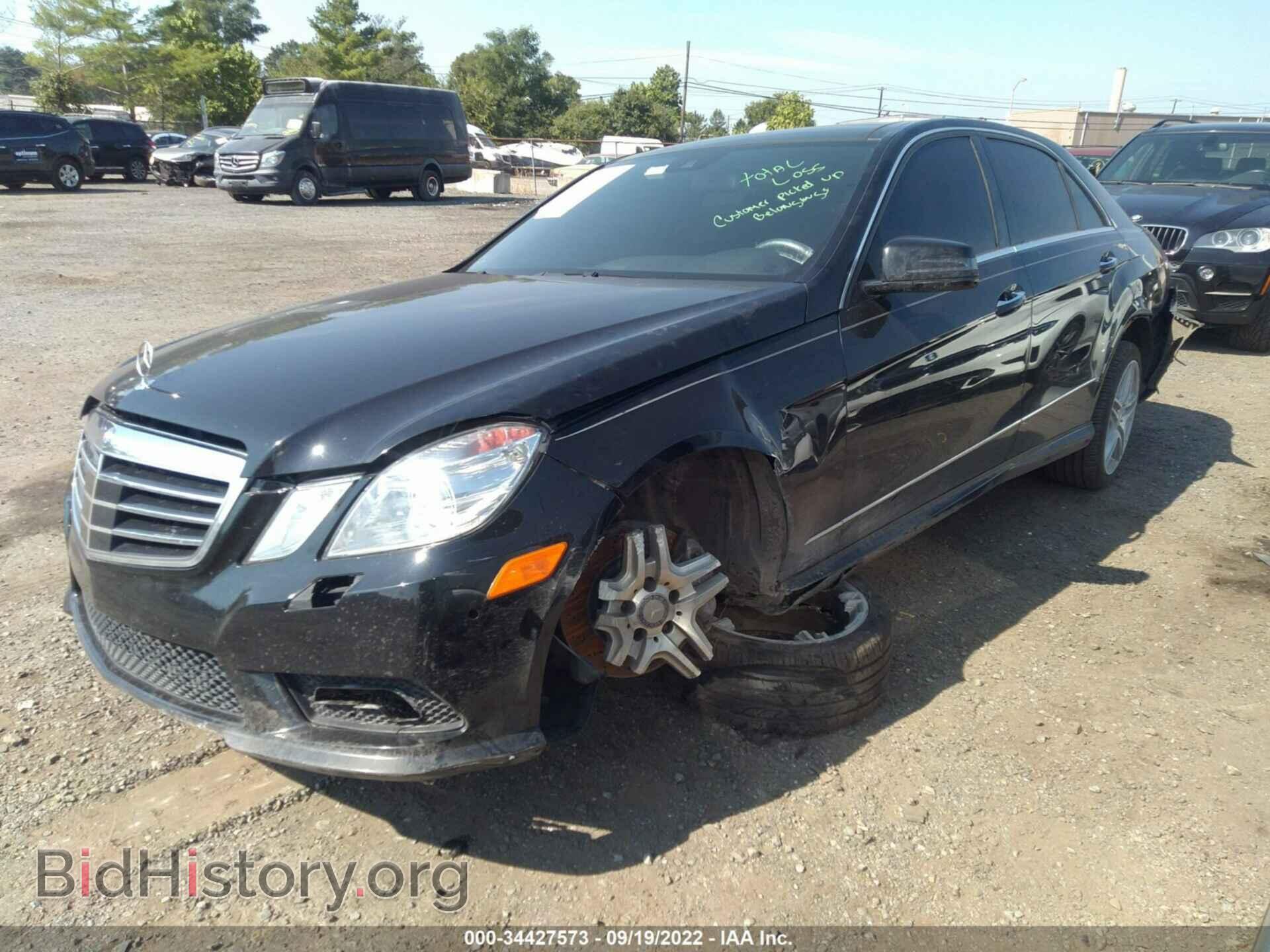 2011 MERCEDES-BENZ E-CLASS - VIN: WDDHF9AB5BA313666 - Фото 2