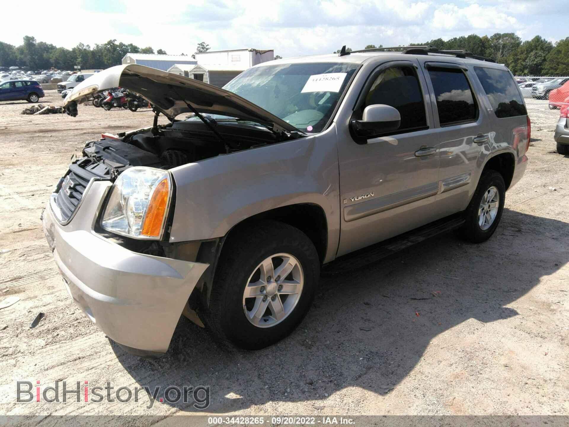 2007 GMC YUKON - VIN: 1GKFC13027J129613 - Фото 2