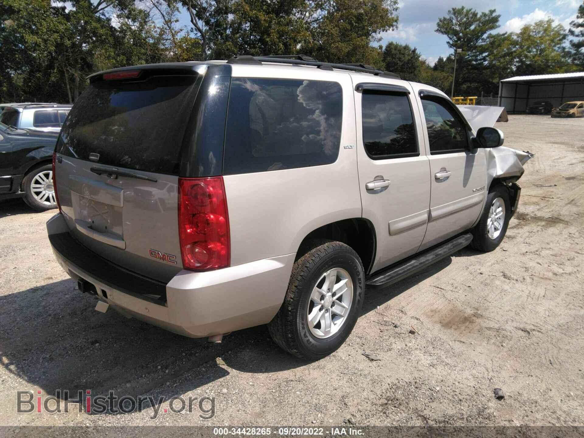 2007 GMC YUKON - VIN: 1GKFC13027J129613 - Фото 4