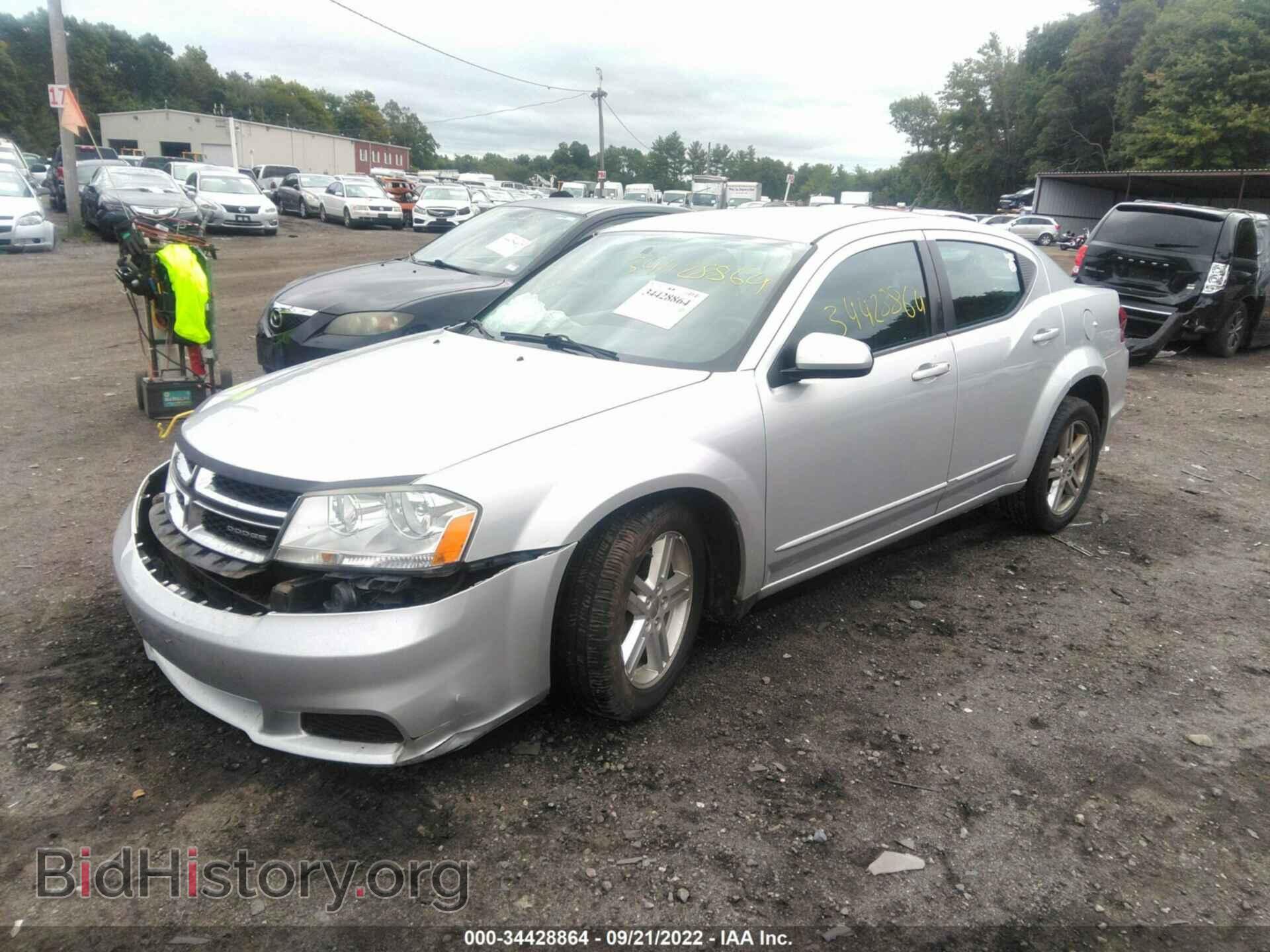 2011 DODGE AVENGER - VIN: 1B3BD1FB1BN513132 - Фото 2
